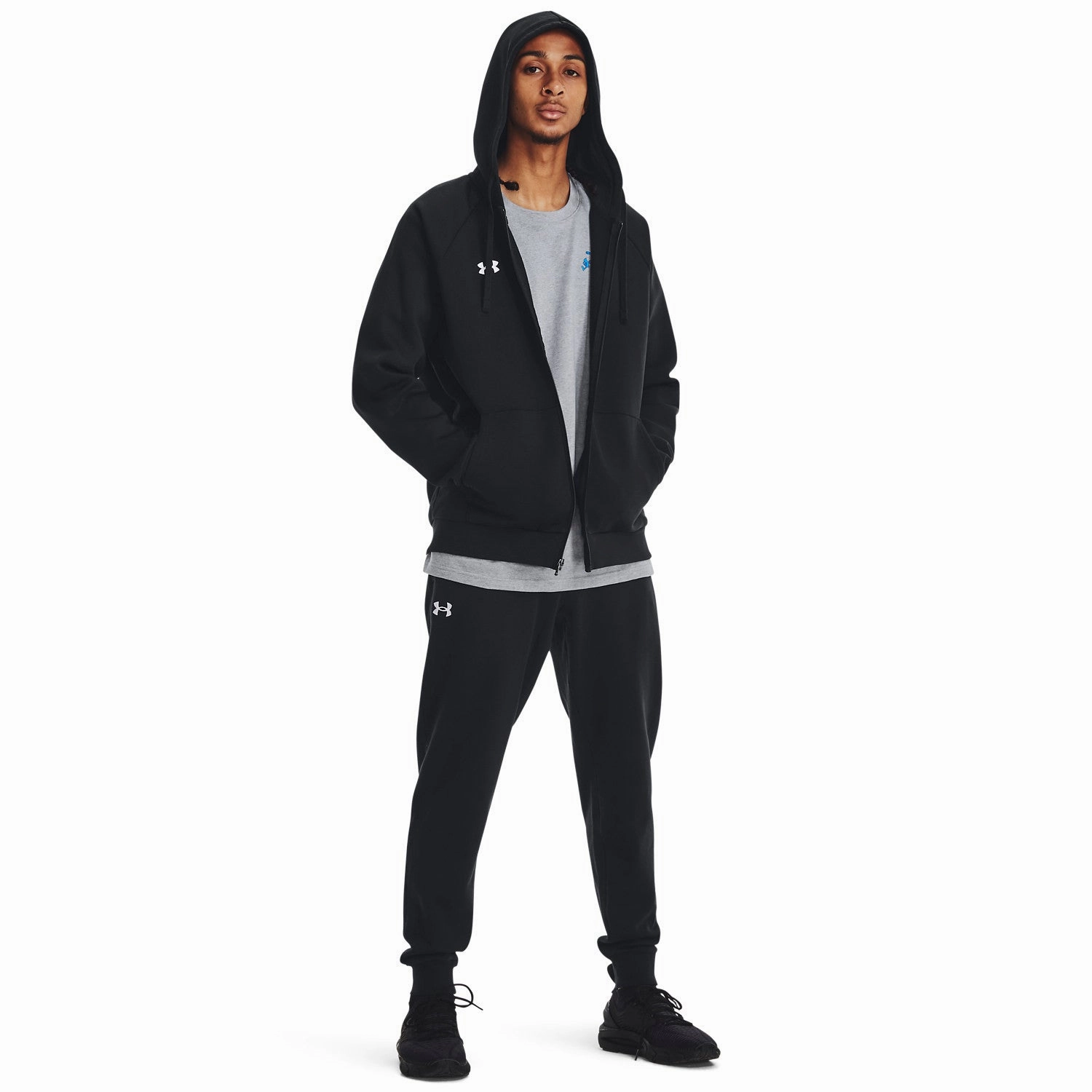 minimalistic Travel Style Rival Fleece Full-Zip Hoodie | BLACK
