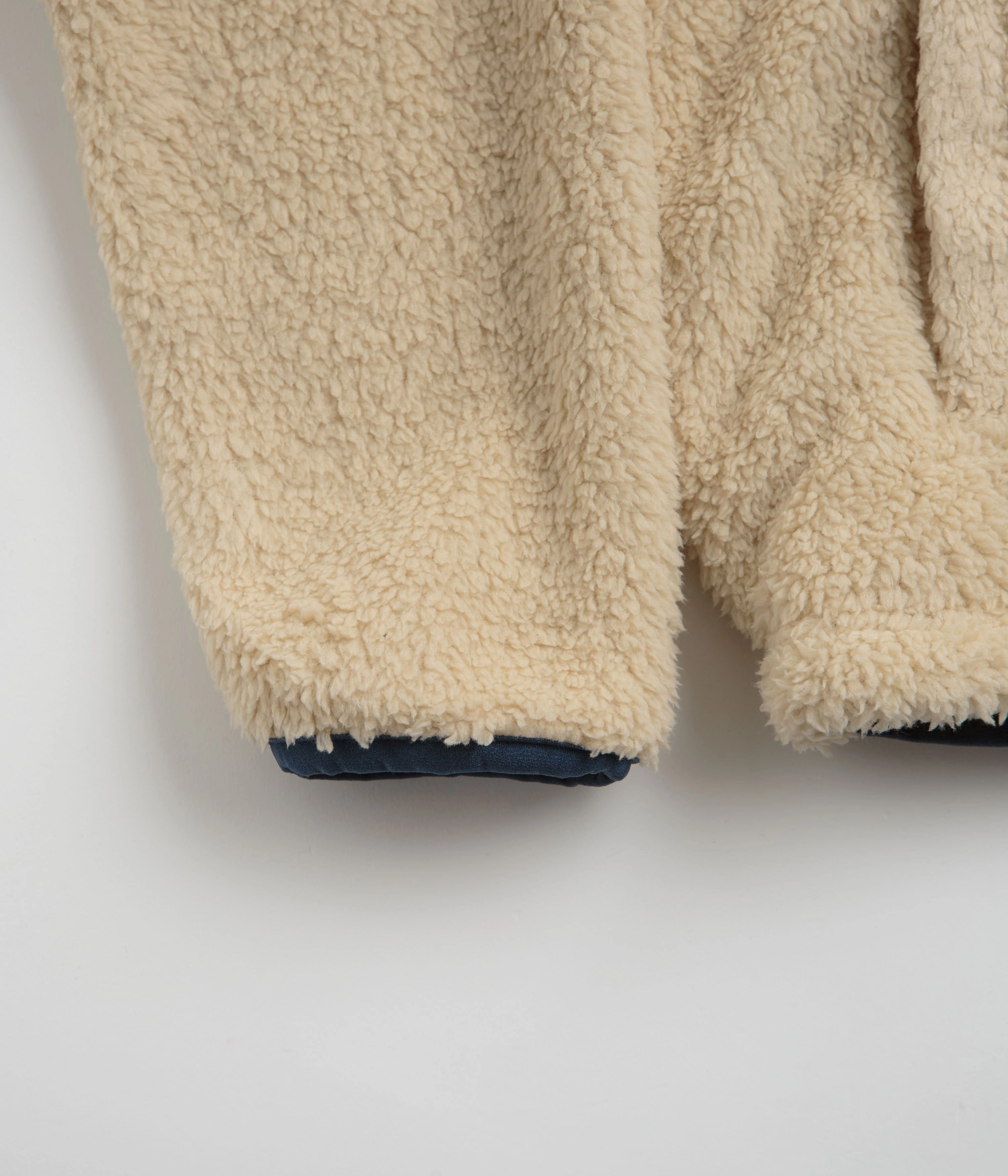 Mollusk Shaggy Sweatshirt - Natural Unisex Comfort Trendy Wearable