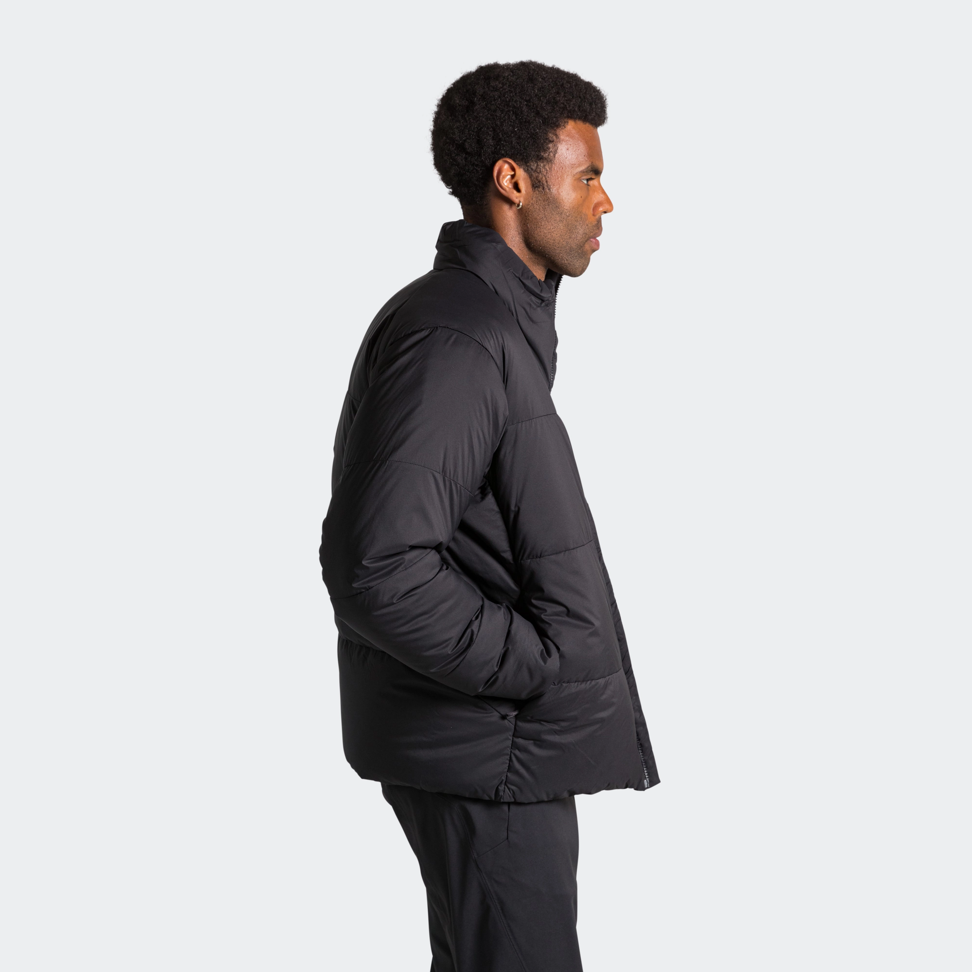 Conduit Down Jacket - Black Flexible Shoulder EasyClean Coating