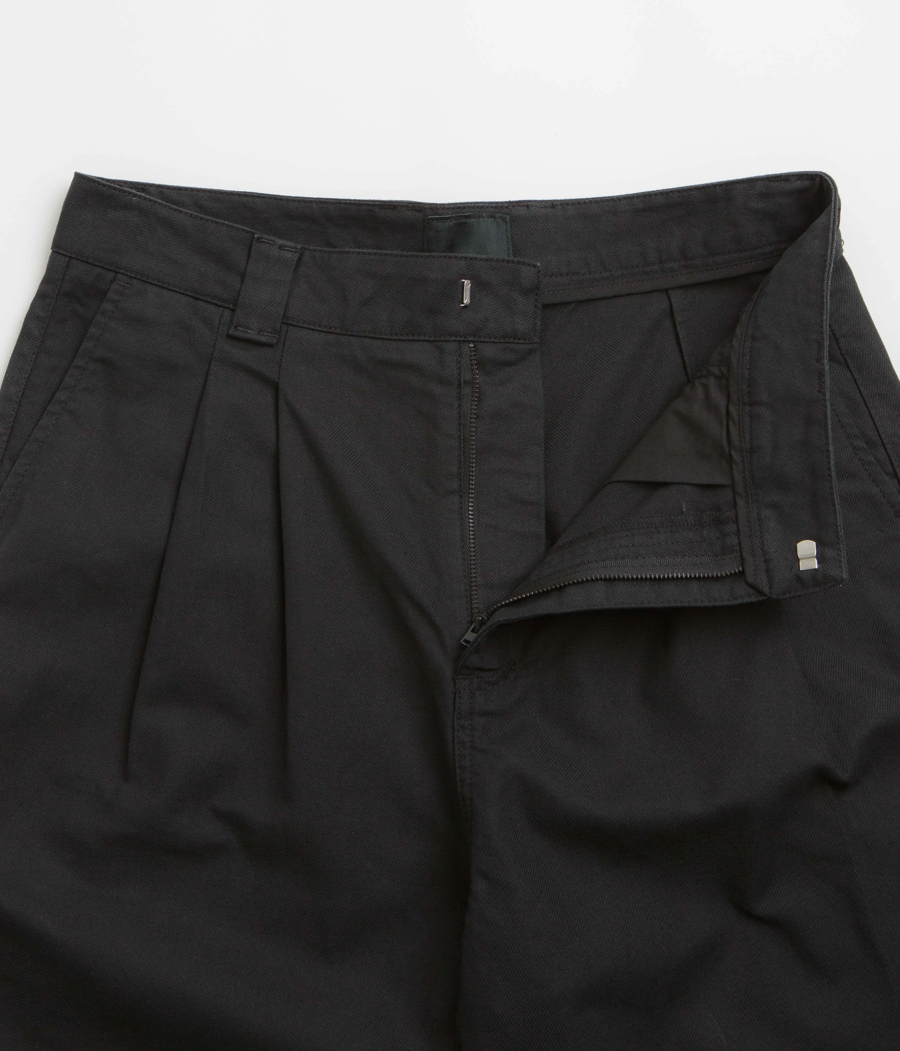 Fitness Enthusiast Rassvet Pleated Work Shorts - Black