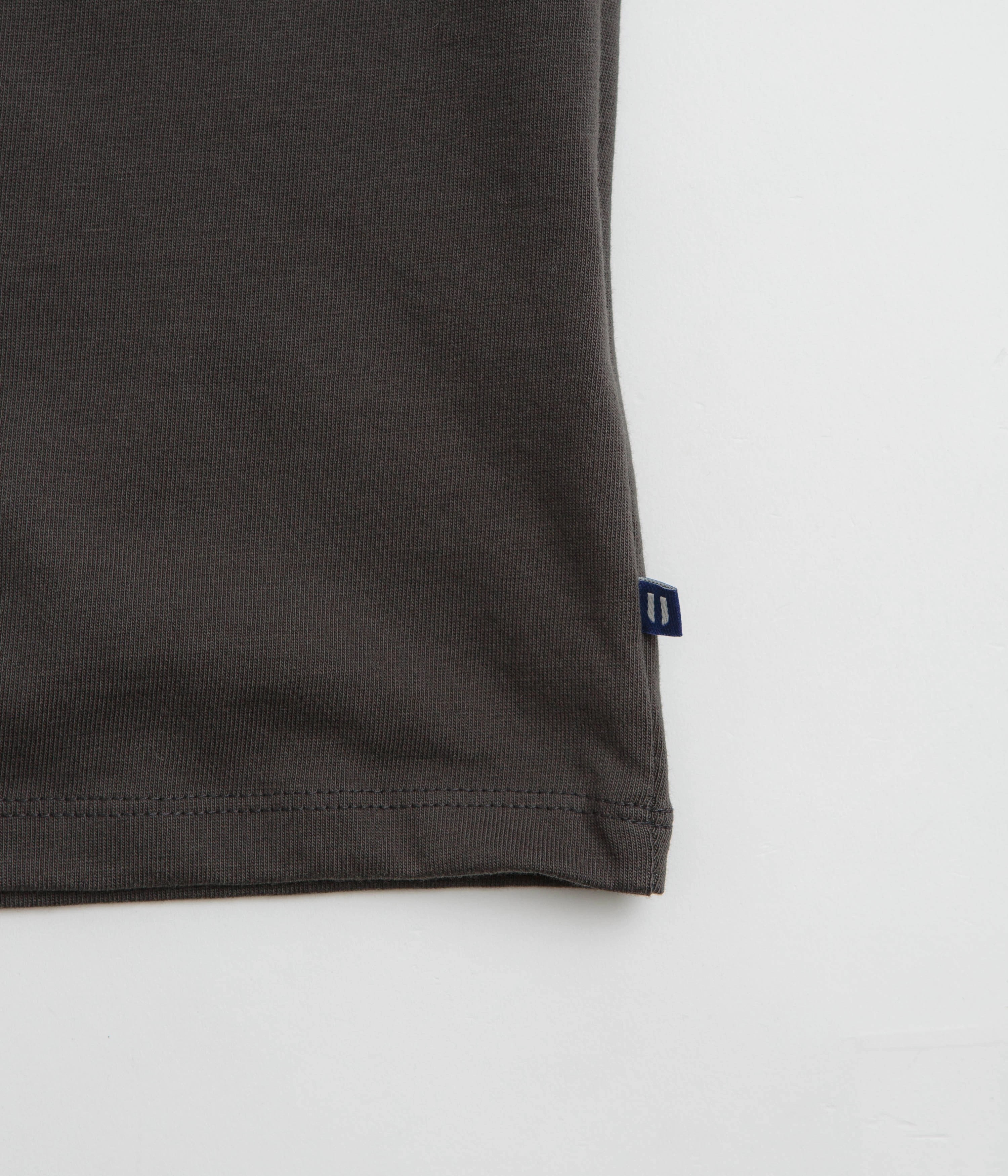 Soft Feel Reinforced Hemline Uskees 7006 T-Shirt - Faded Black