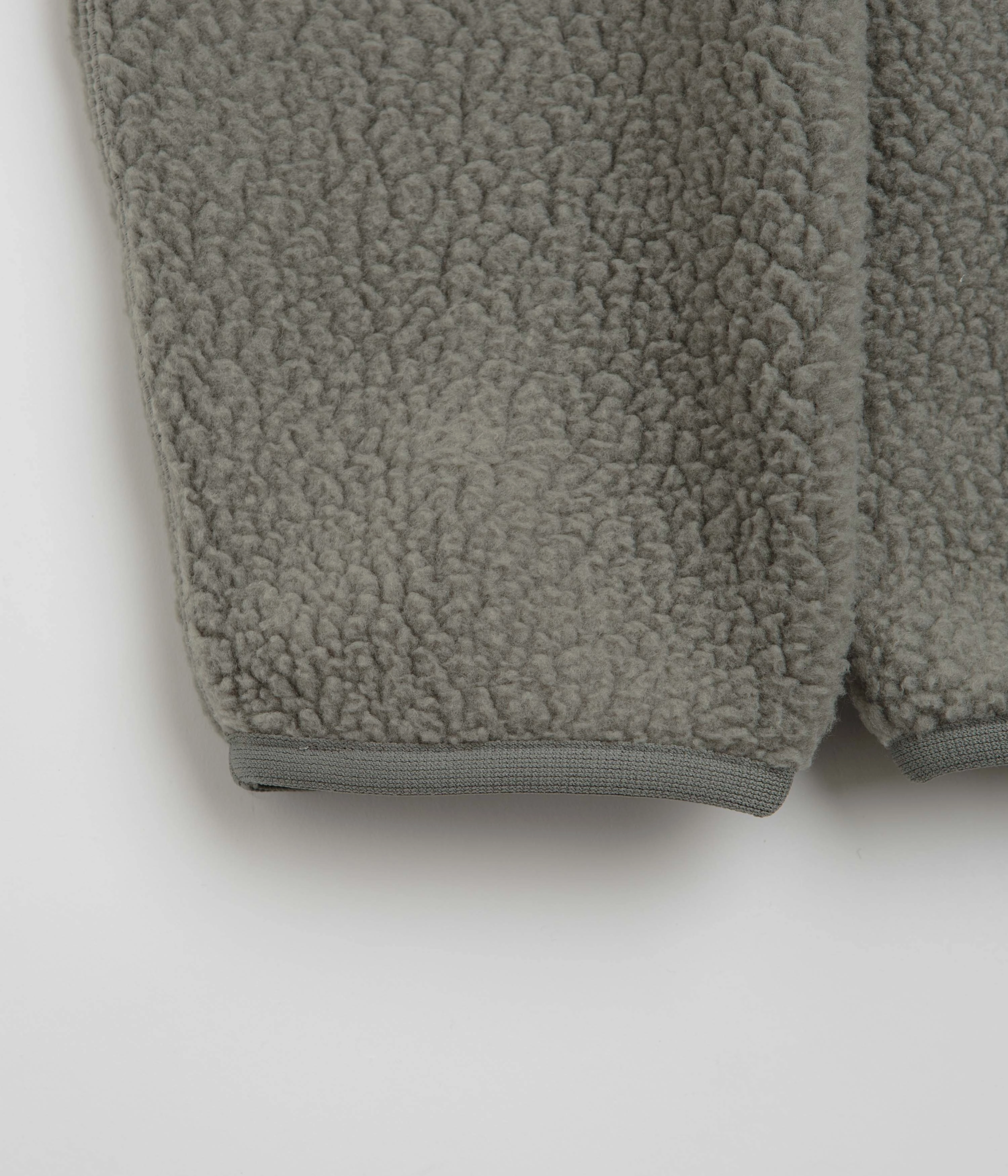 Modern Utility Street Outfit Snow Peak Thermal Boa Fleece Jacket - Grey