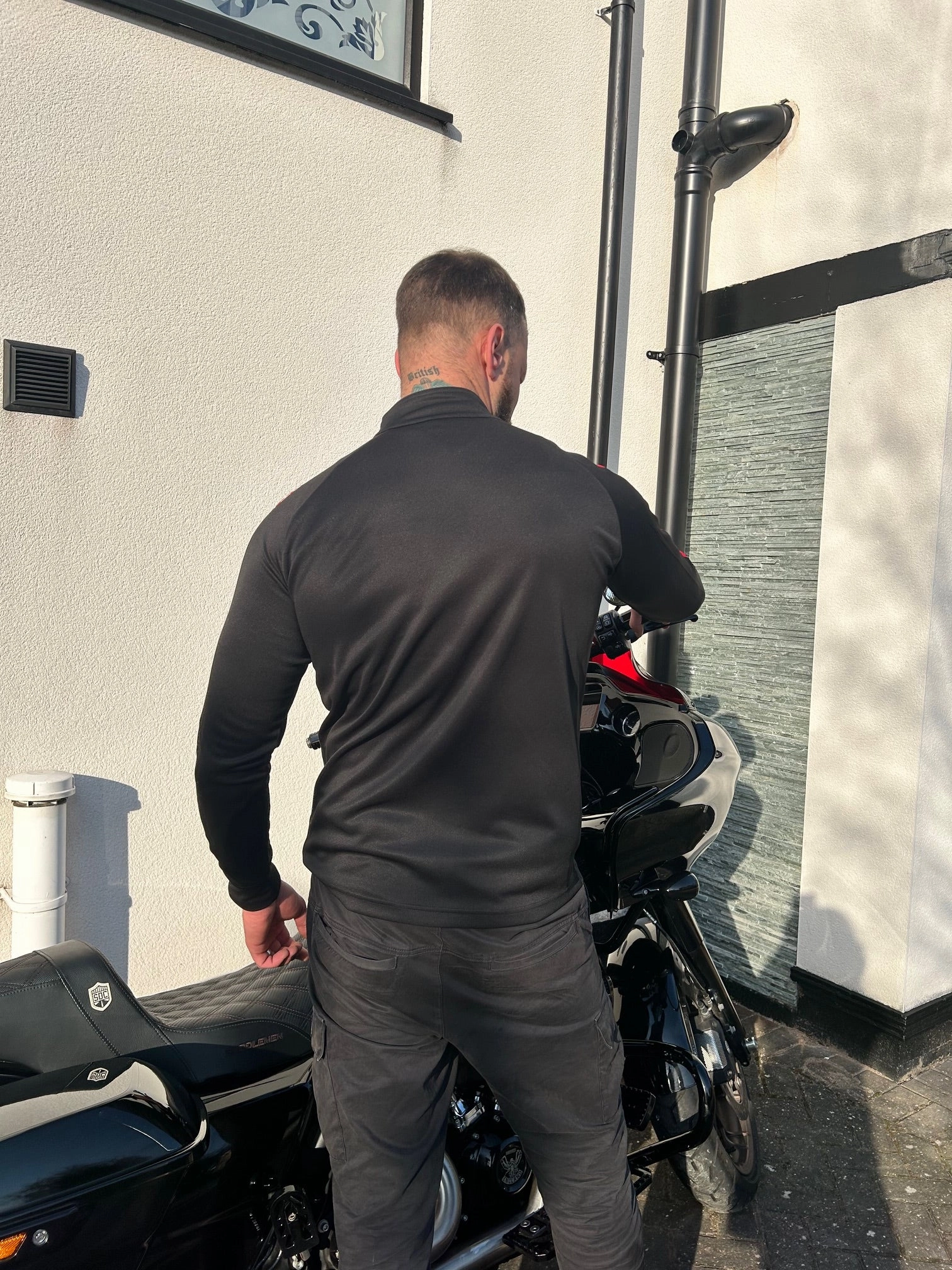 Support Sheffield Track Top Travel Minimal Graphic Design