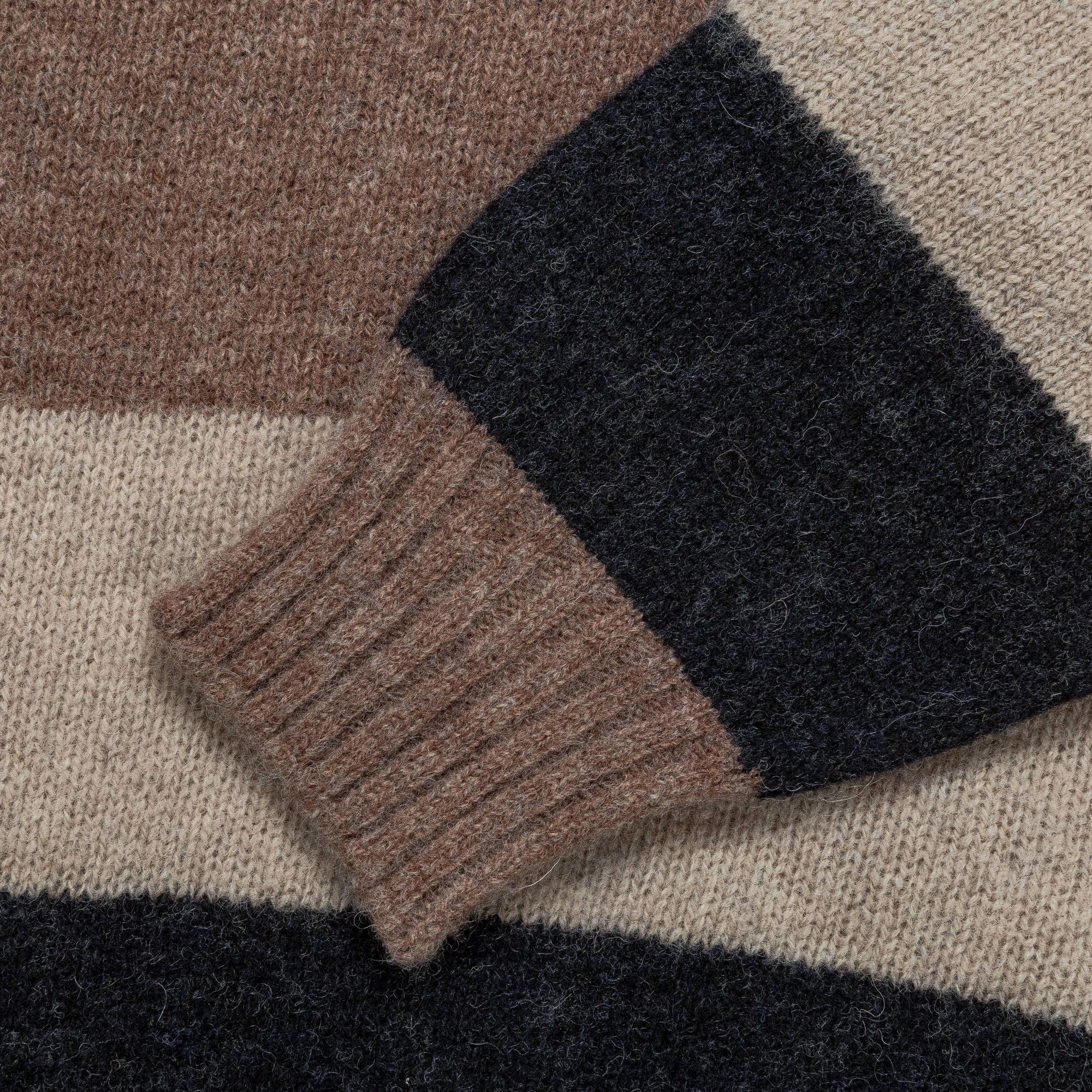 AntiPilling Treatment Day Wear Crew Stripe Shaggy - Light Brown