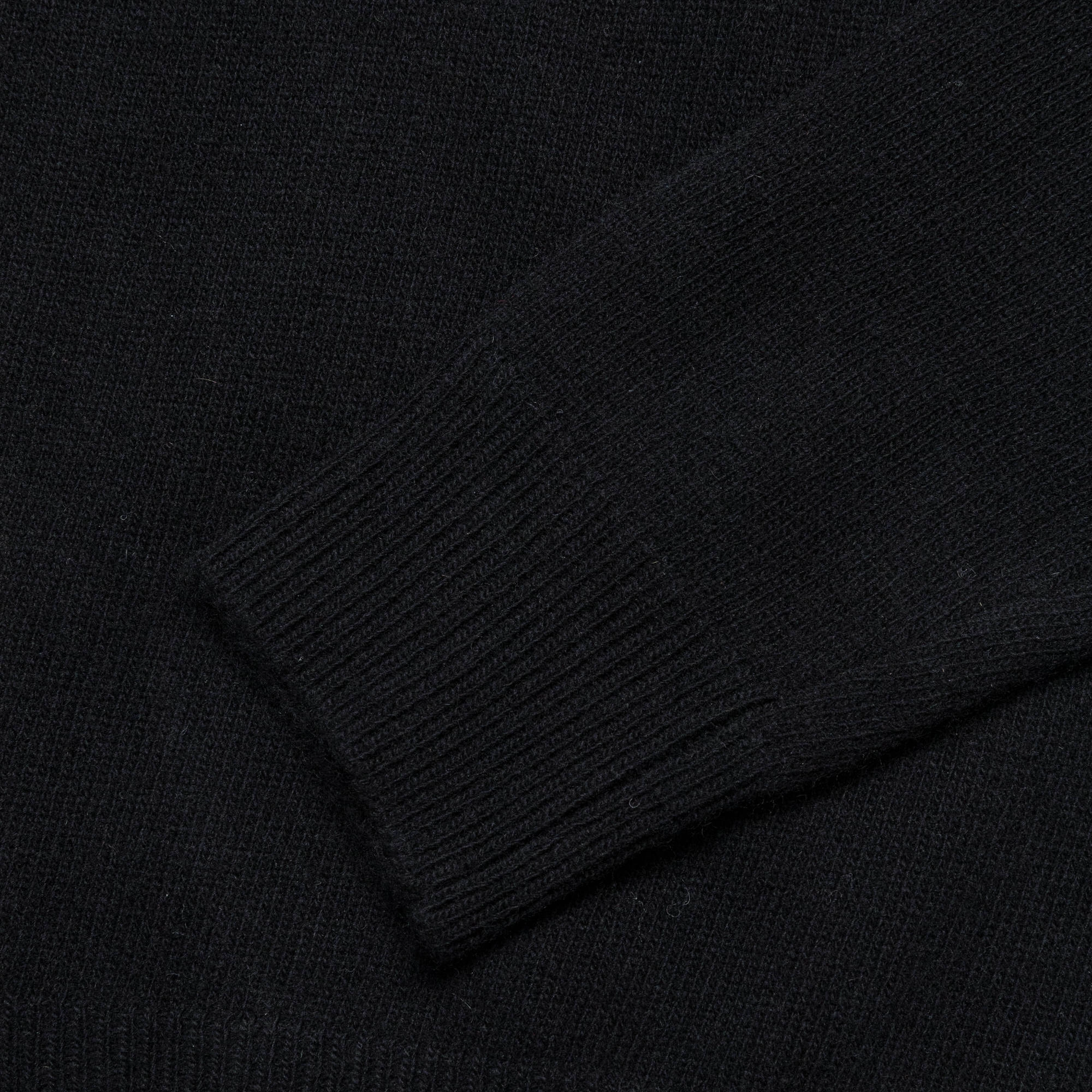 Cozy Design Elastic Edging Lambswool Sweater - Black