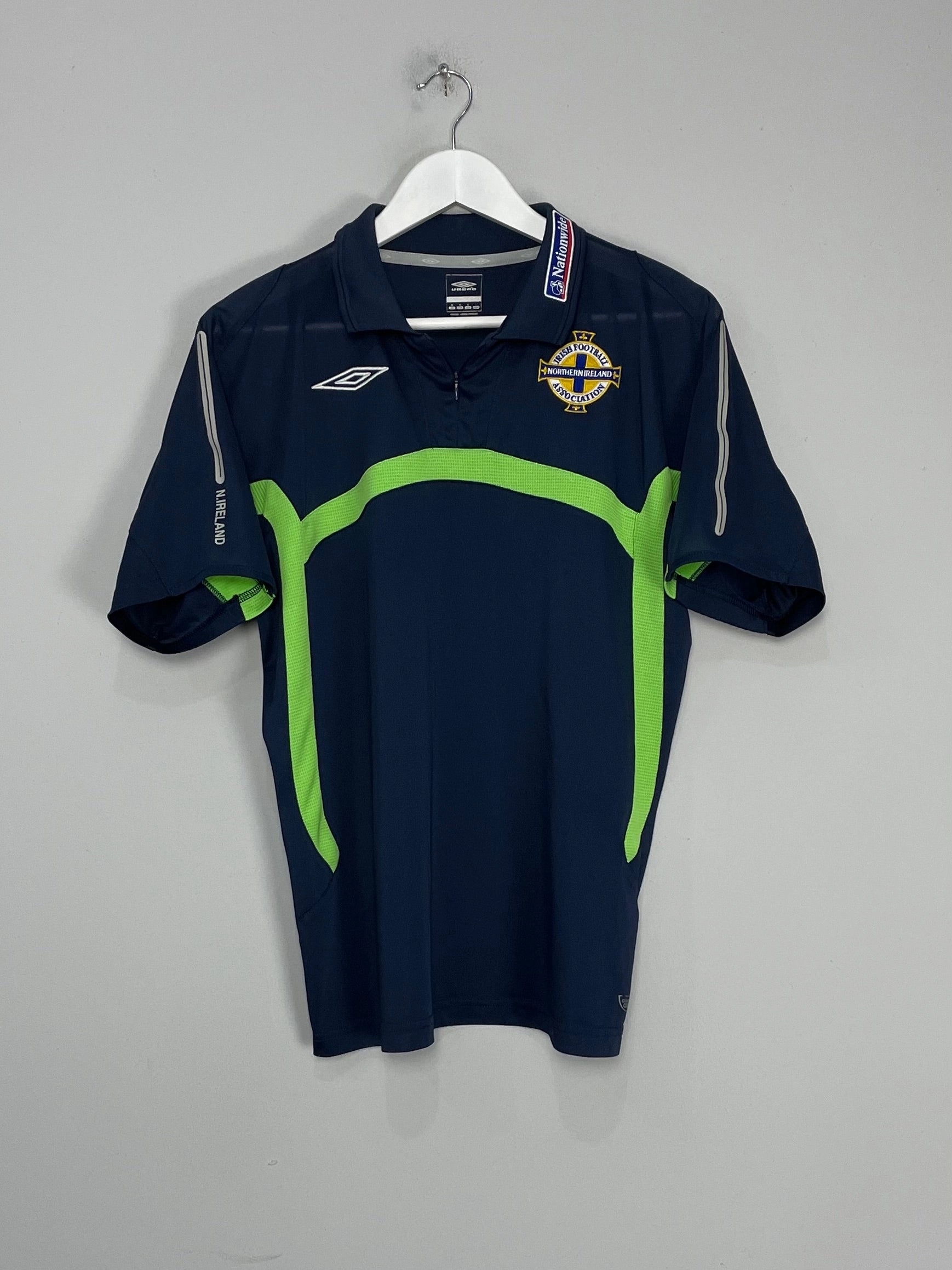 2005/06 NORTHERN IRELAND TRAINING SHIRT (M) UMBRO Ultra Comfort