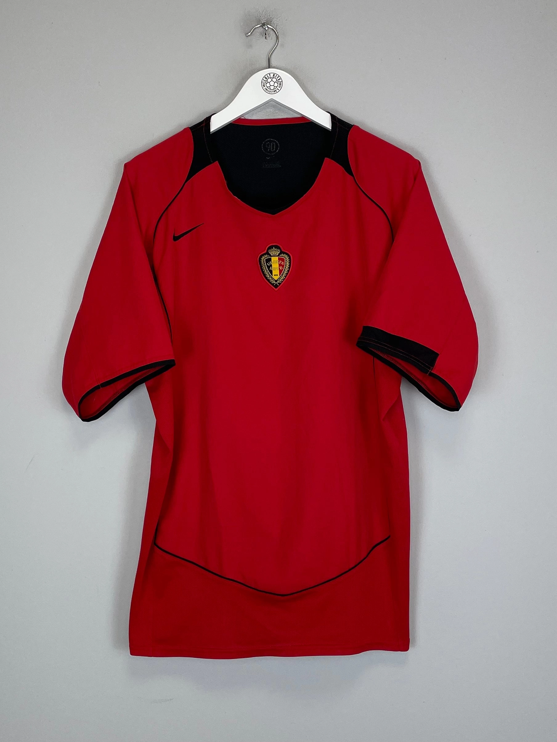 2004/06 BELGIUM HOME SHIRT (L) NIKE Action Fit Eco Friendly Material