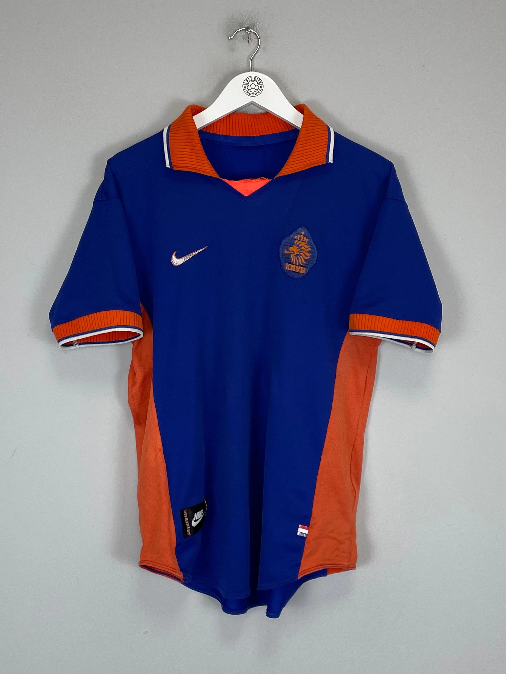 Athletic Performance Athletic Collar Style 1997/98 NETHERLANDS AWAY SHIRT (M) NIKE