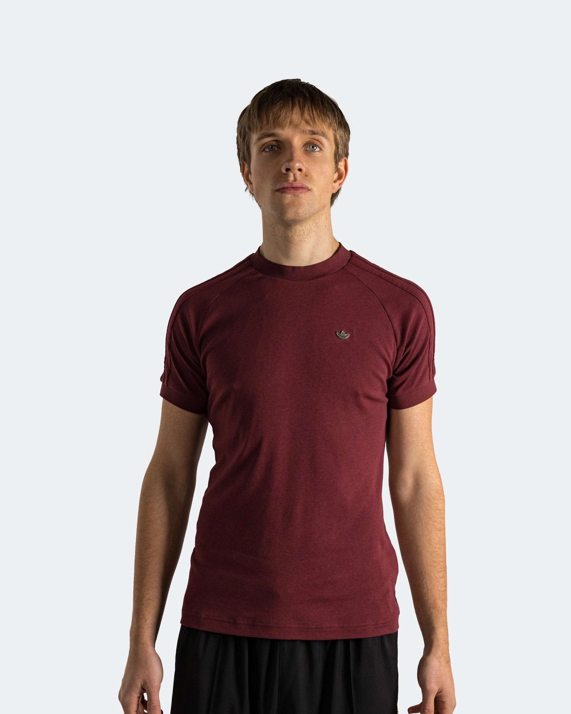 Hypoallergenic Fibers Cali Tee - Shadow Red