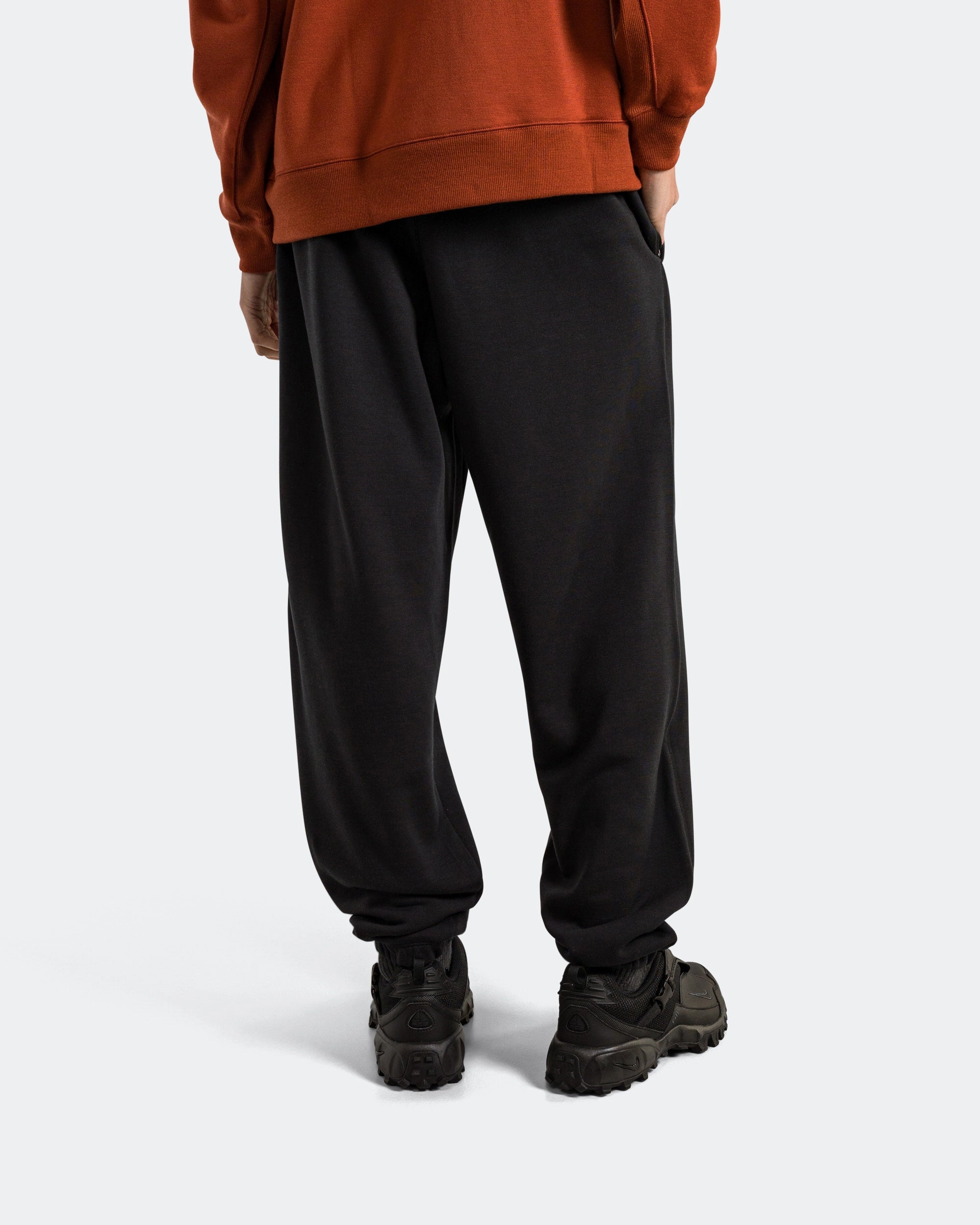 Wool Classics Fleece Pant - Black Effortless Style QuickReleaseBuckle