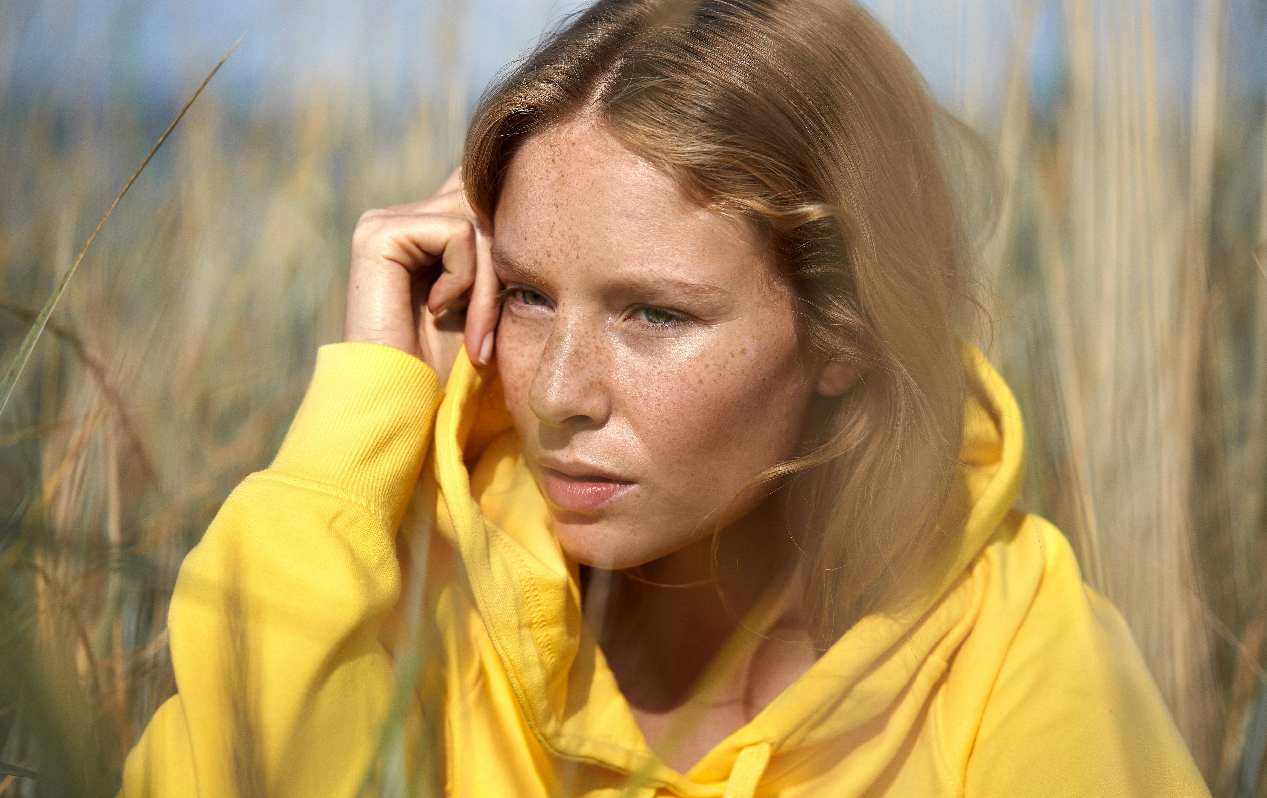 Neutral Ladies Hoodie | BLACK Ribbed Hem Details full zip