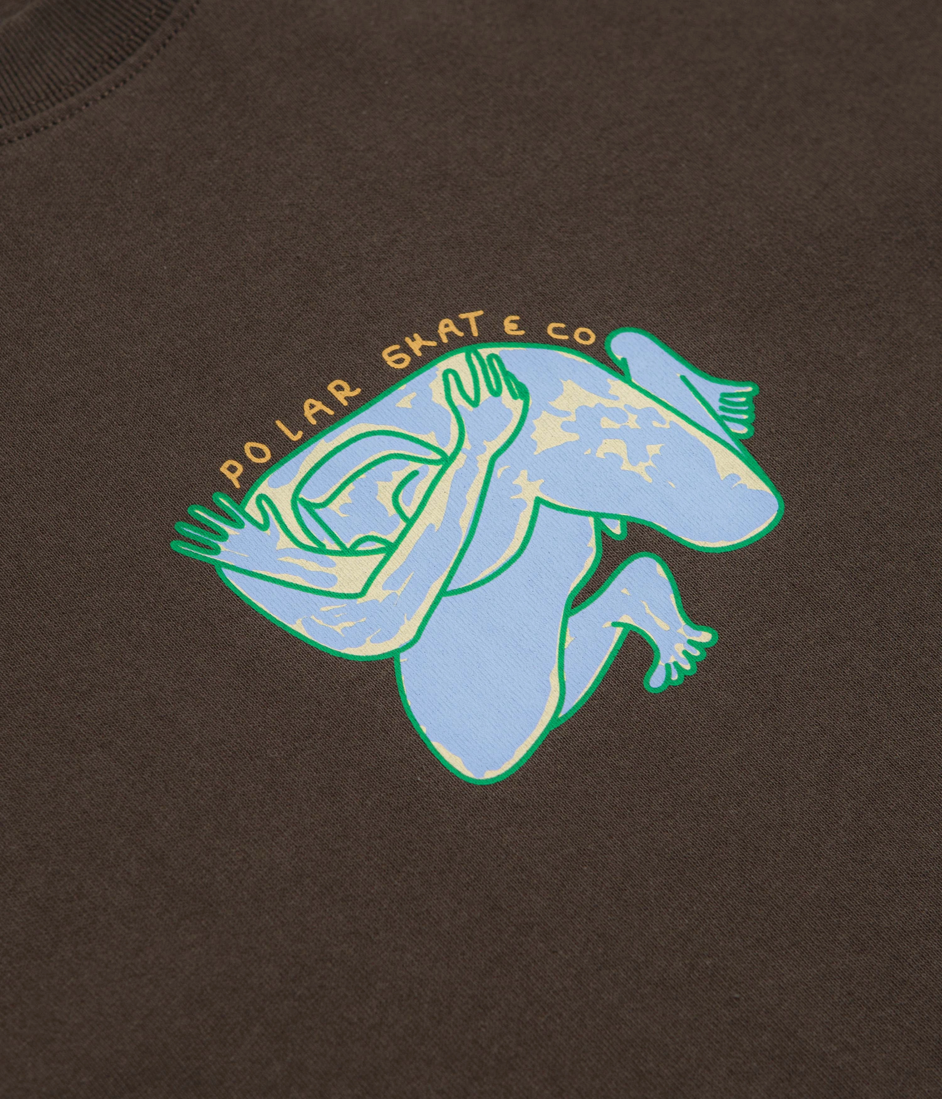 Cozy Essentials Daily Style Trend Polar Shy Bow T-Shirt - Brown