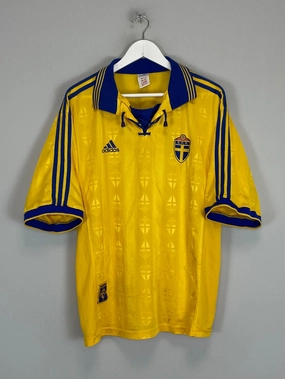 1998/99 SWEDEN HOME SHIRT (XL) ADIDAS Action Gear
