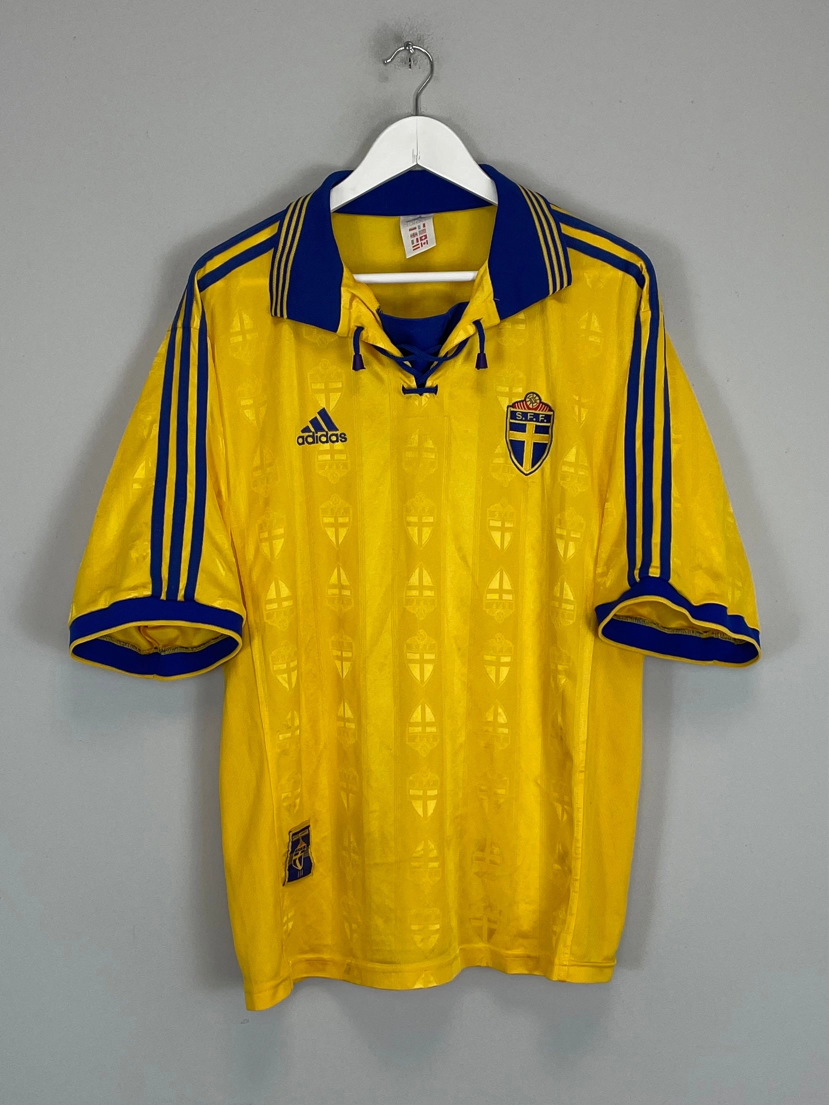 1998/99 SWEDEN HOME SHIRT (XL) ADIDAS Action Gear