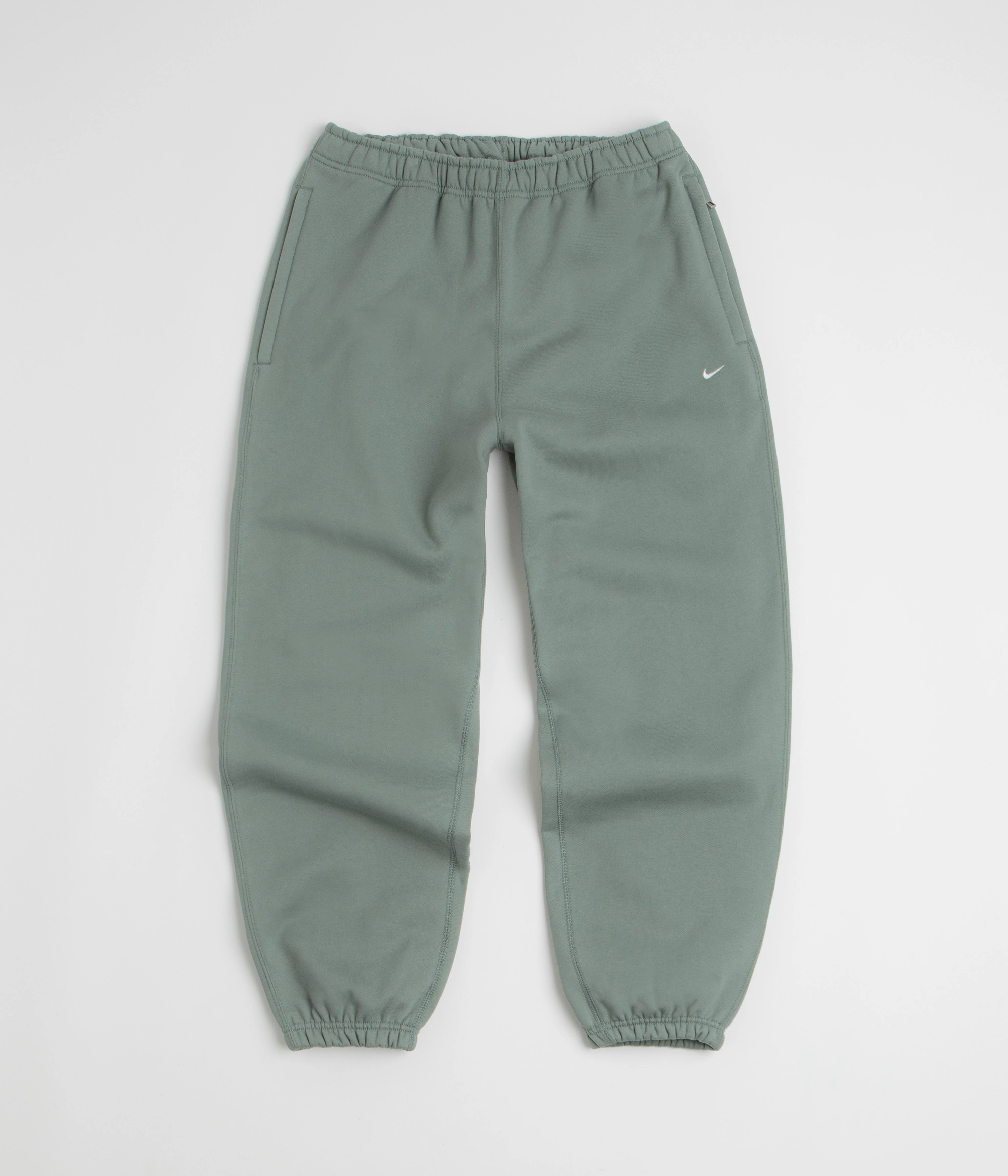 Nike Solo Swoosh Cuffed Sweatpants - Clay Green / Clay Green / White Layered Wear WindResistantMaterial