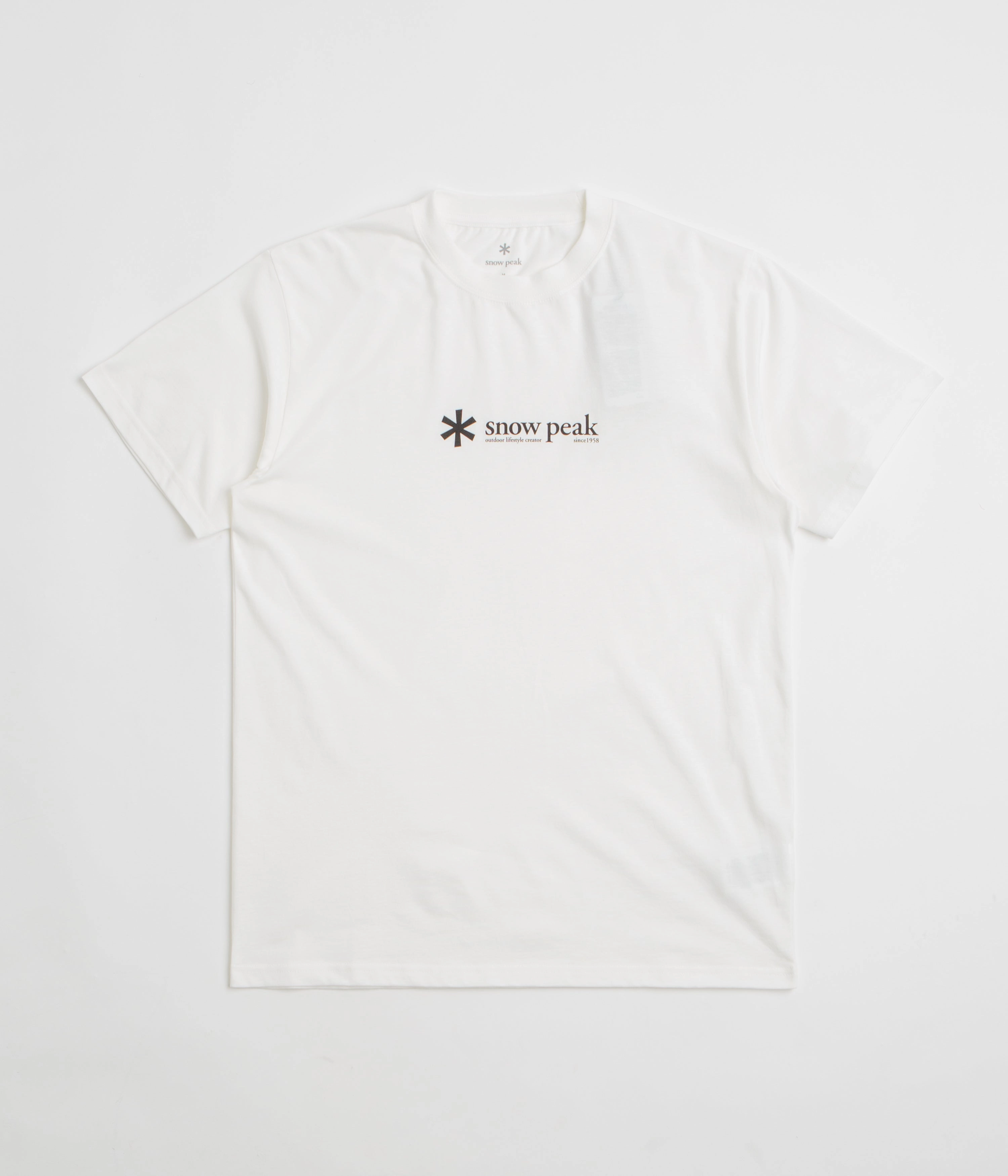 City Fashion Look Snow Peak Soft Cotton Logo T-Shirt - White