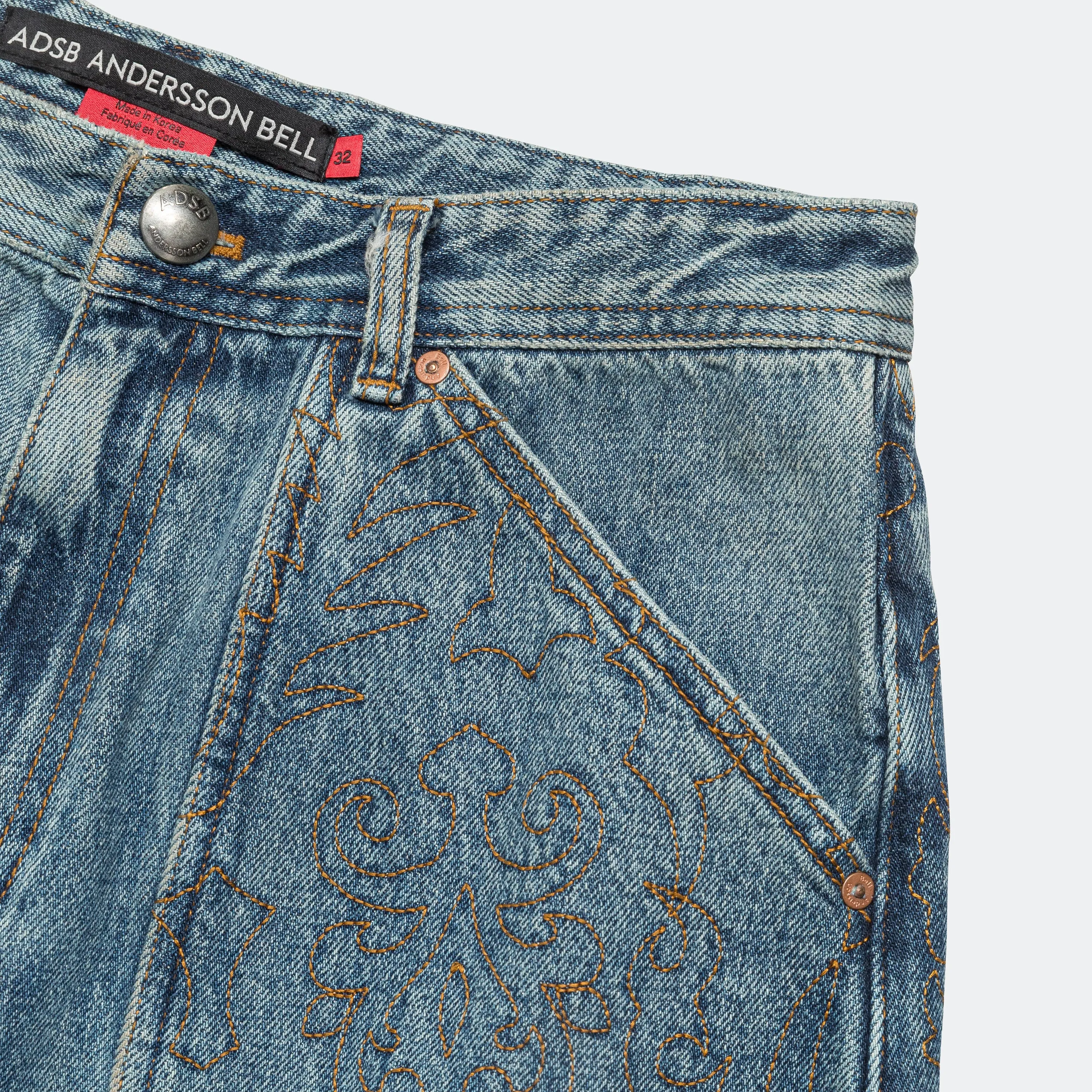 Modern Casual Embroidery Wrap Jeans - Washed Blue