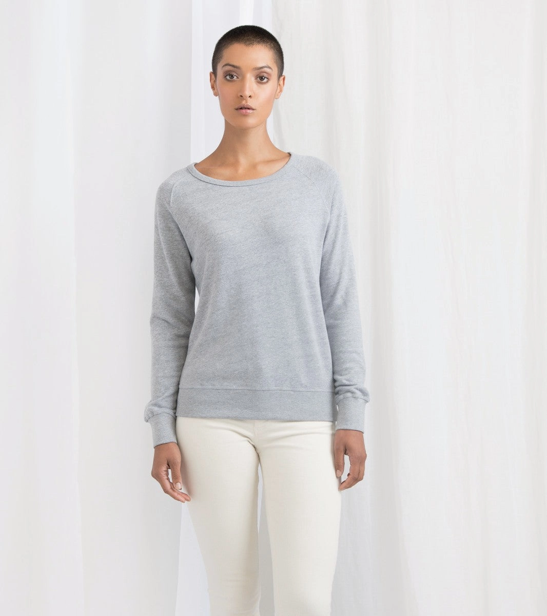 Women's Favourite Sweatshirt | BLACK Tailored Fit Comfortable Layer