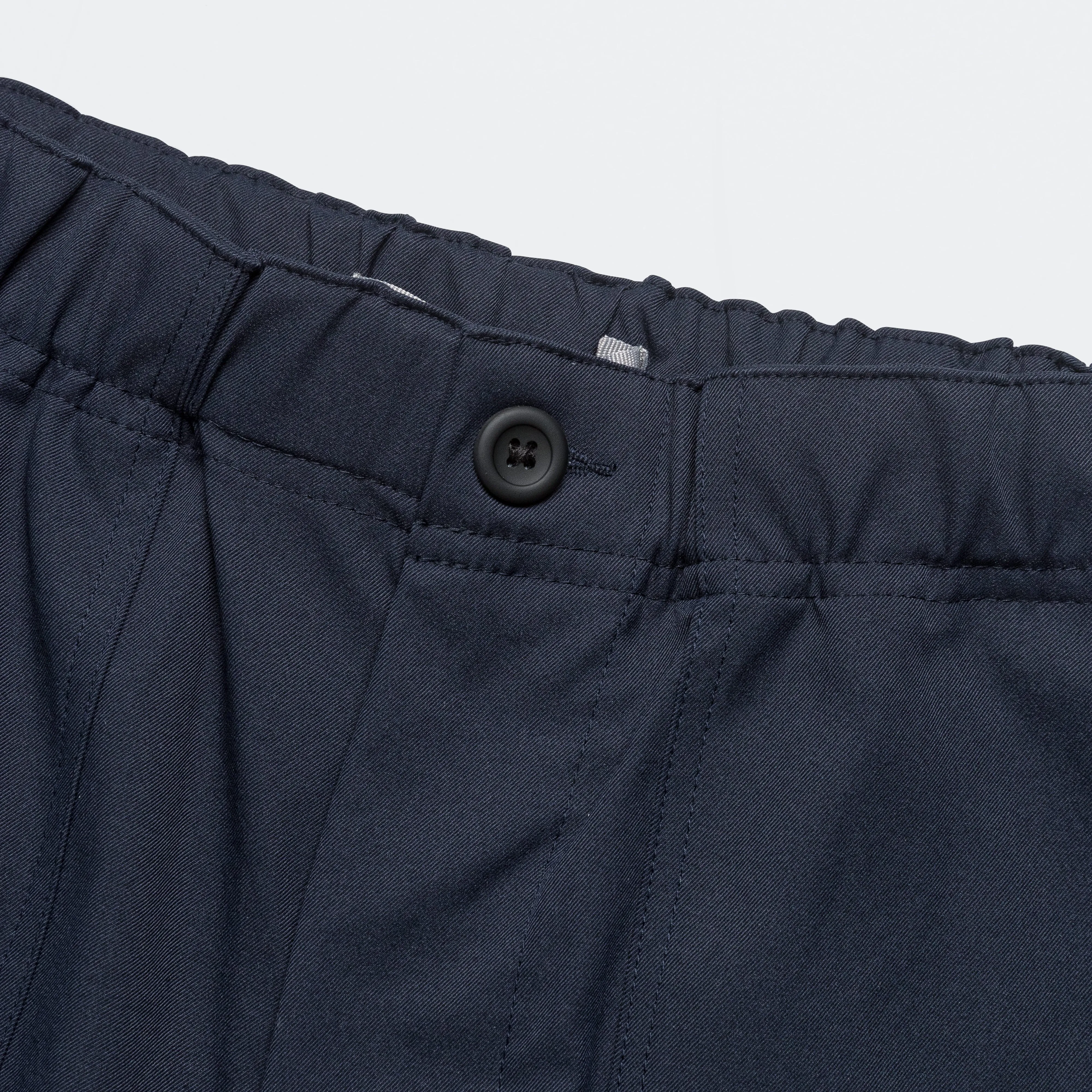 Versatile Layering Ezra Fatigue Solatex Twill Shorts - Dark Navy