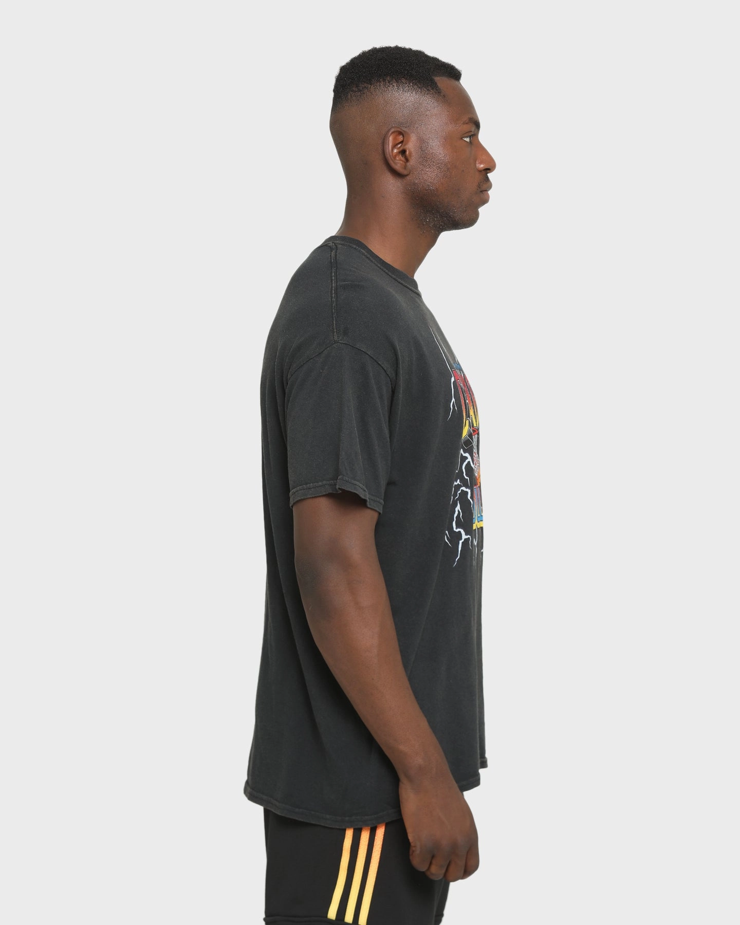 Mitchell & Ness Chicago Bulls Vintage Lightning Short Sleeve T-Shirt Black Wash Active Comfort Wear Trendy Comfort Fit