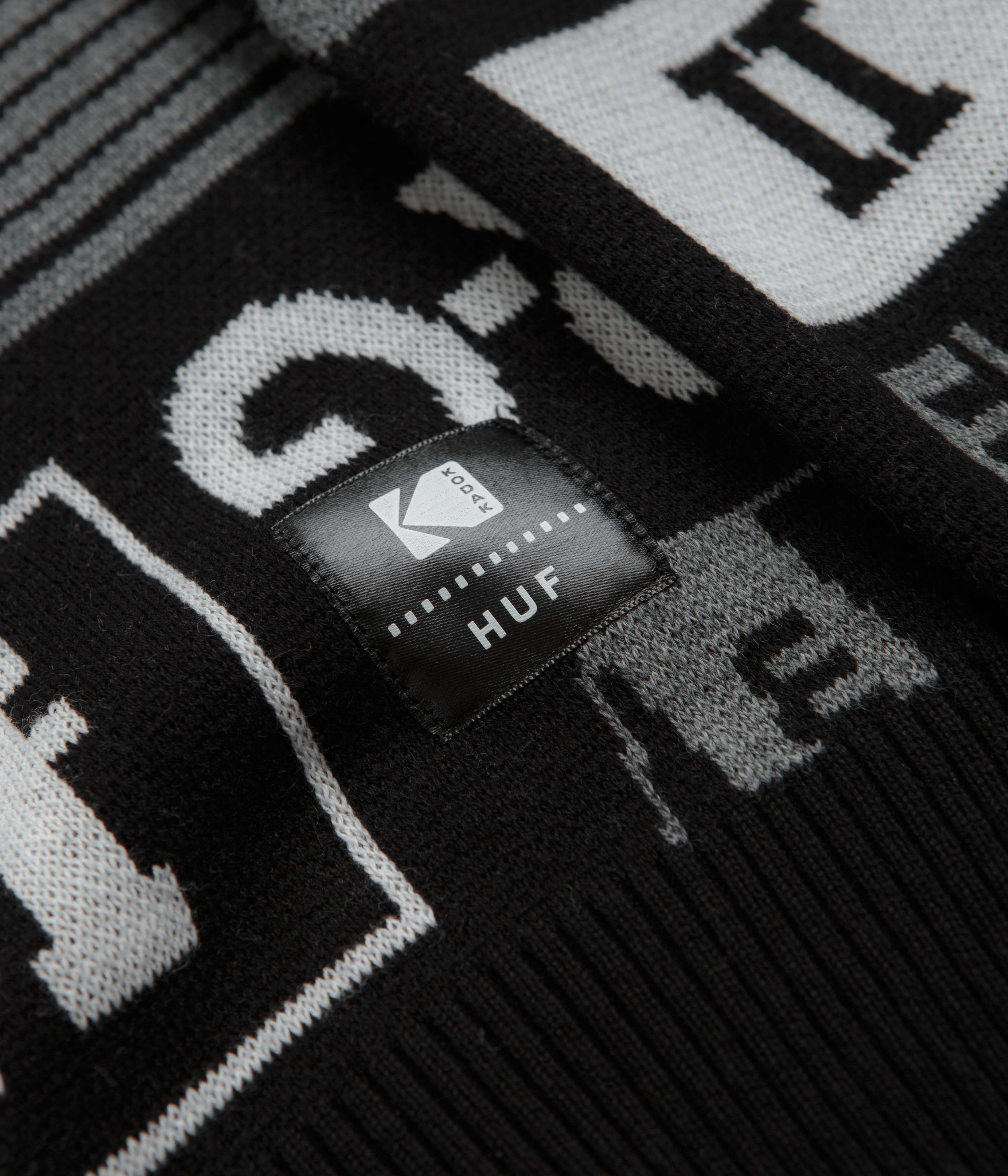 product combo Versatile Outfit HUF x Kodak Dark Room Jacquard Knit Sweatshirt - Black