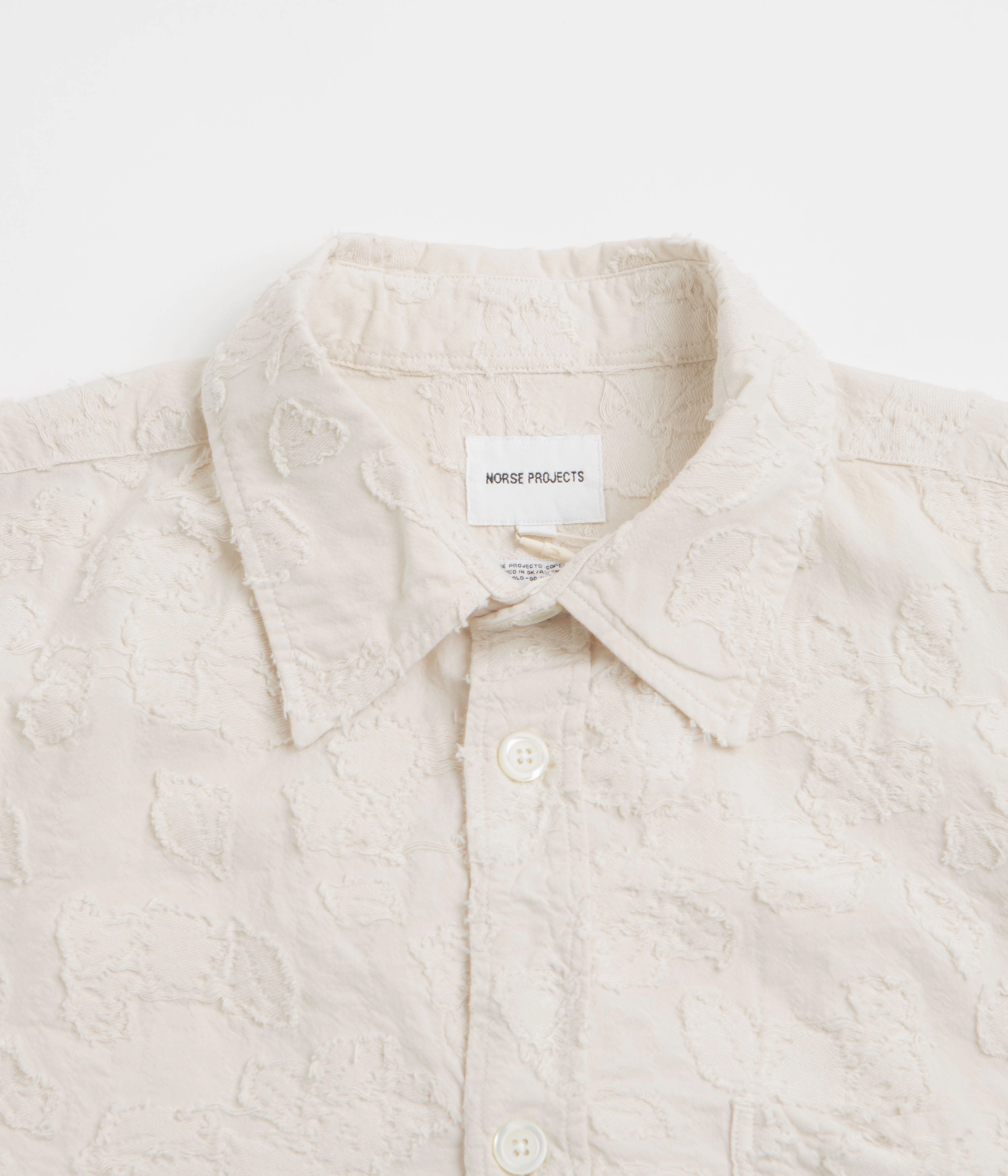 Youthful Appeal Norse Projects Mo Oversized Fil Coupe Short Sleeve Shirt - Ecru