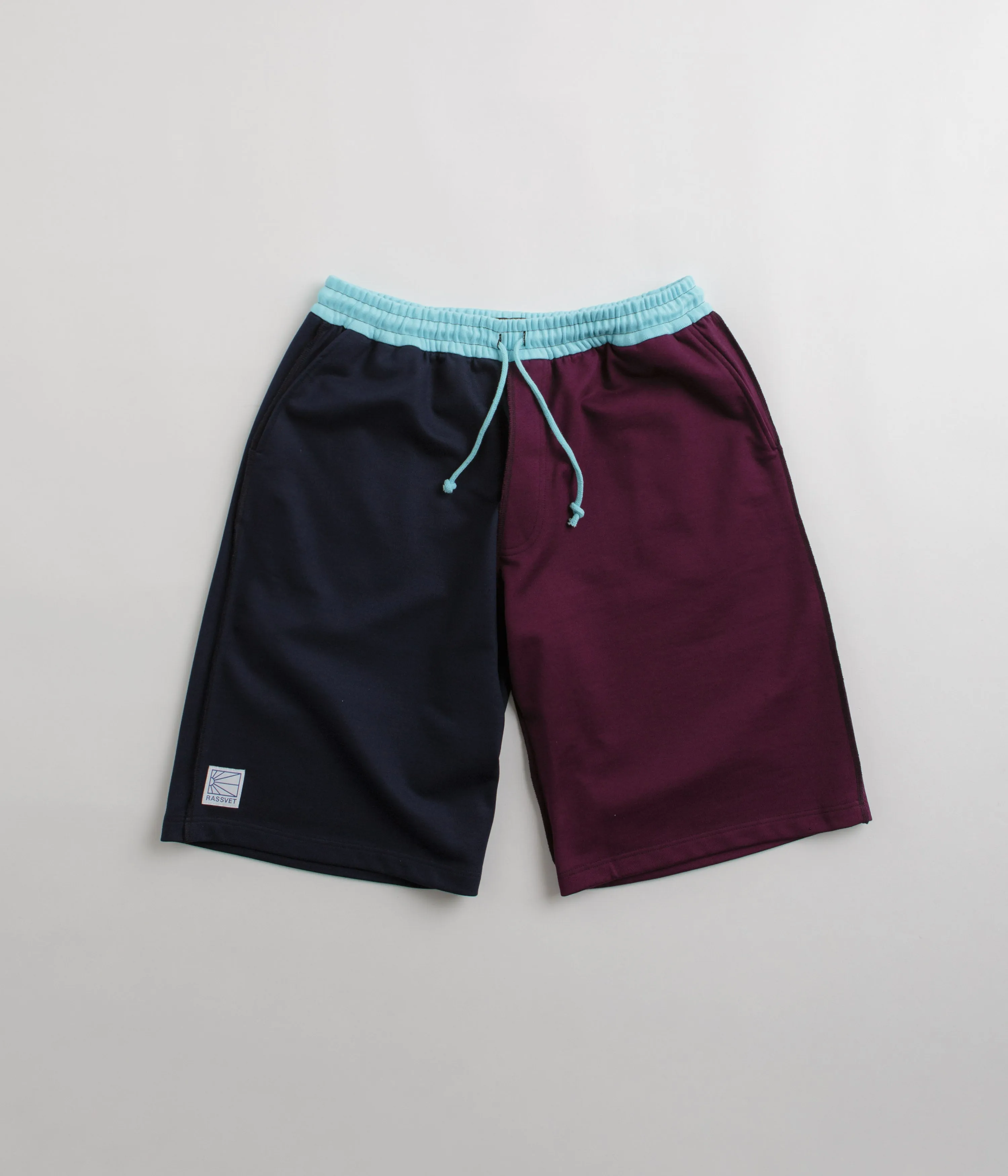 Rassvet Mix Sweat Shorts - Navy SeamlessConstruction Light Wear