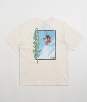 AllWeatherComfort Modern Style The North Face NSE Slopes Relaxed Graphic T-Shirt - White Dune