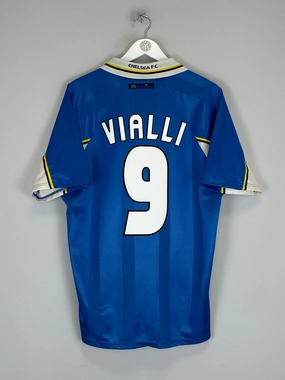 Non Restrictive Tailoring Movement Support 1997/99 CHELSEA VIALLI #9 HOME SHIRT (L) UMBRO