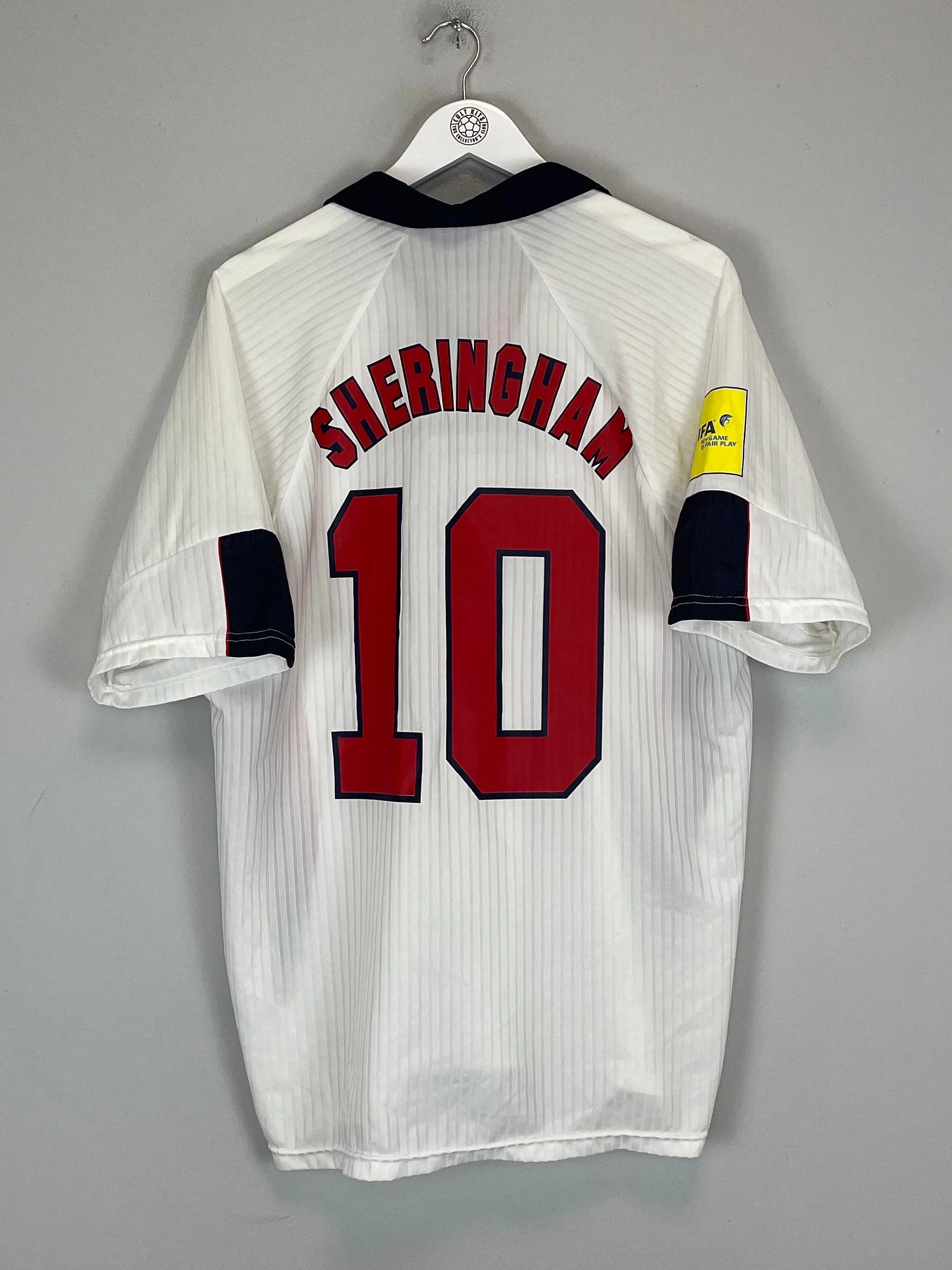 Comfort Stretch Fit 1997/99 ENGLAND SHERINGHAM #10 HOME SHIRT (XL) UMBRO