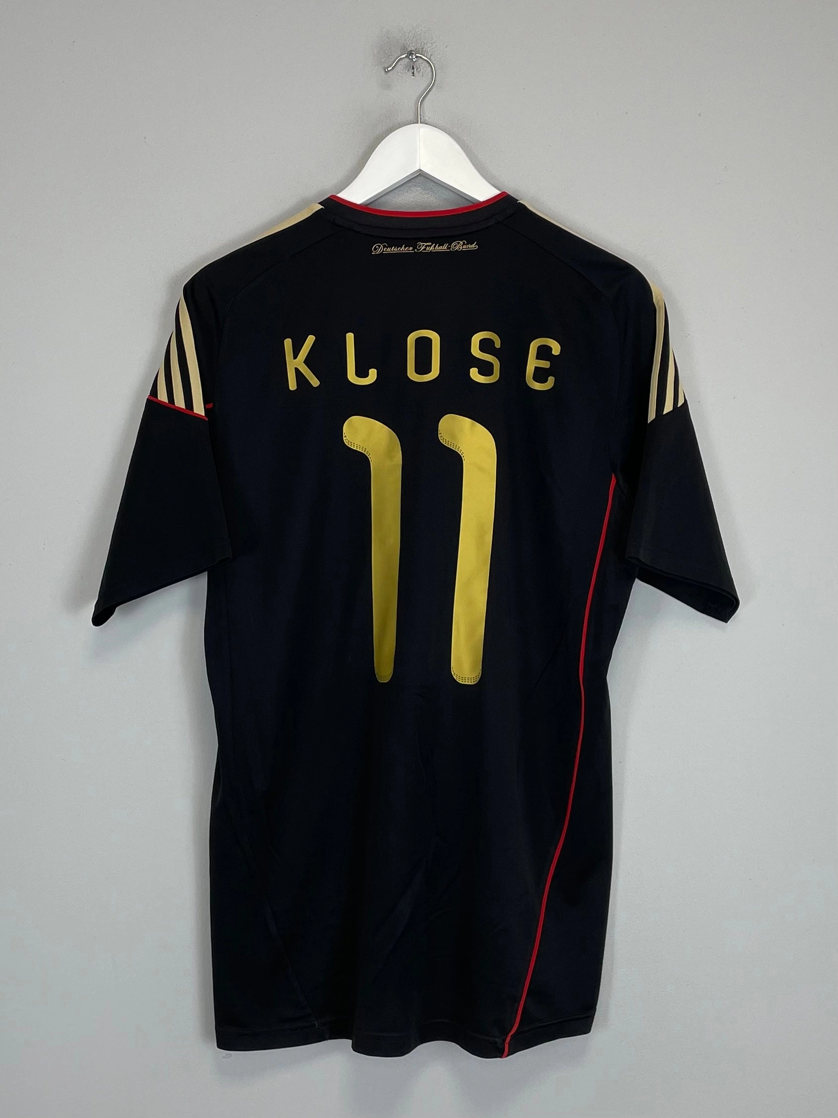 2010/11 GERMANY KLOSE #11 AWAY SHIRT (M) ADIDAS Smooth Surface Finish Dynamic Fit Construction