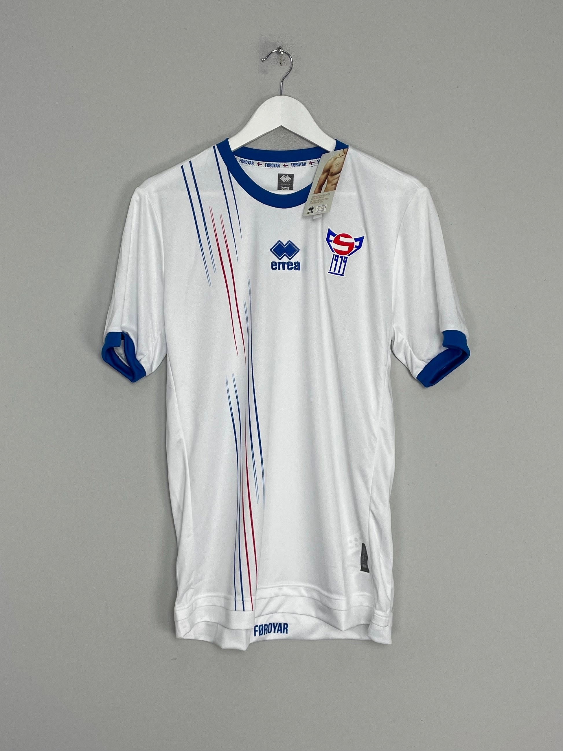 Airflow Enhancing Texture Effortless Comfort 2022/23 Faroe Islands *BNWT* Home Shirt (Multiple Sizes) Errea