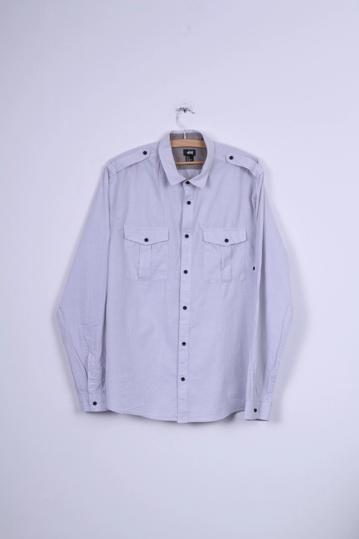 Must-Have Item Wrinkle Resistant Finish H&M Mens XL Casual Shirt Long Sleeve Cotton Standard Collar