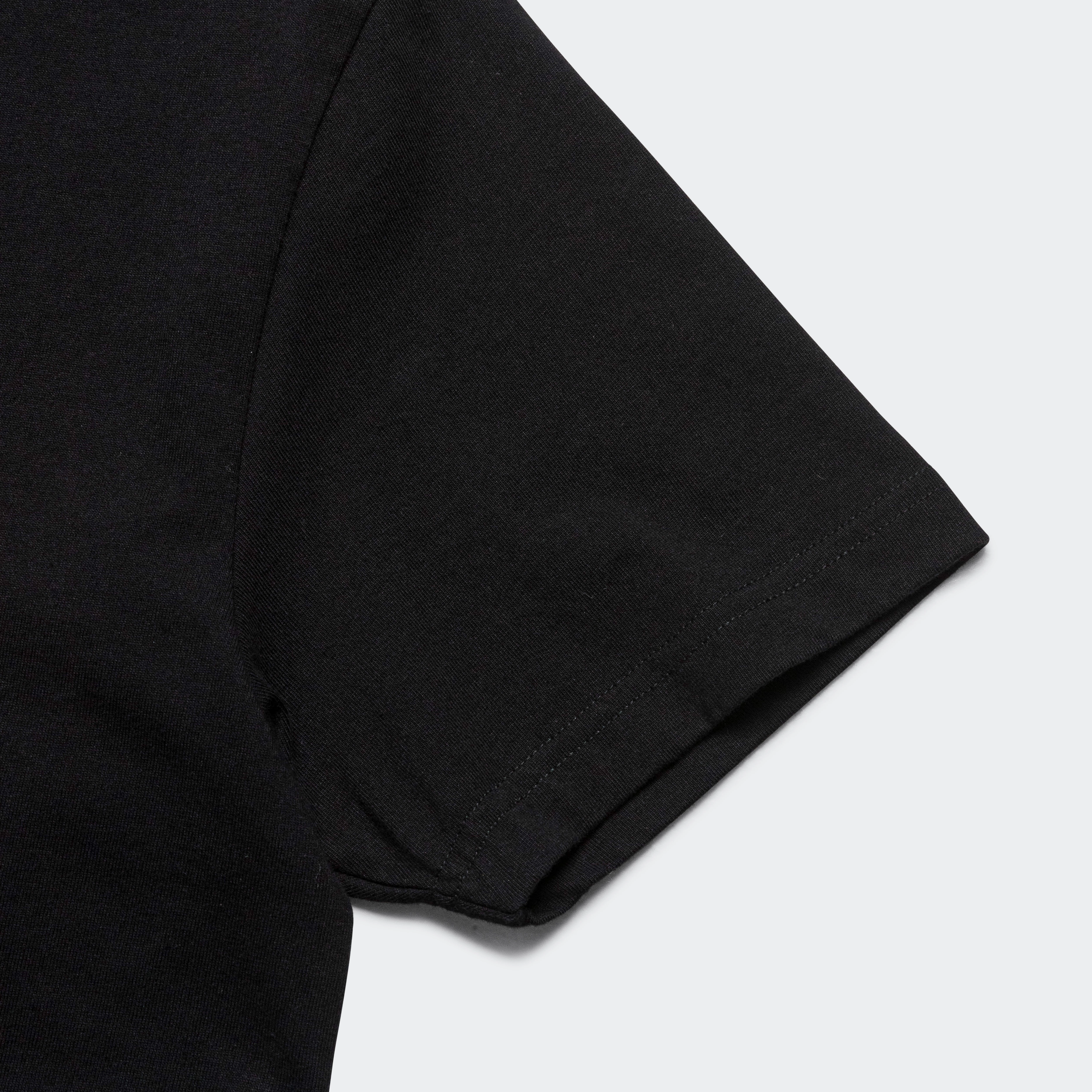 Cool and Relaxed Fashion and Comfort Fore-Tex T-Shirt - Black