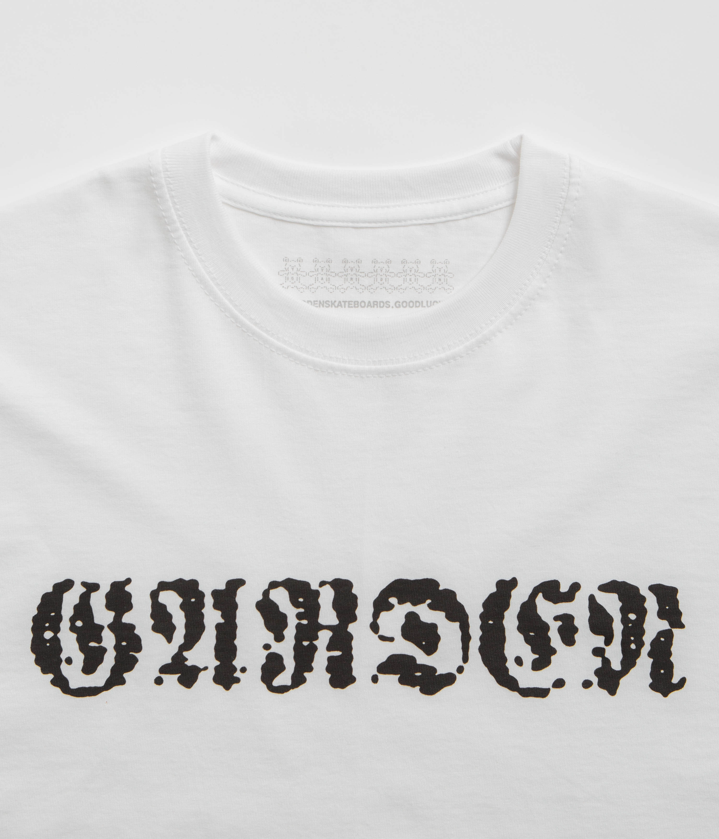 Versatile Fashion Garden Mirage T-Shirt - White / Black