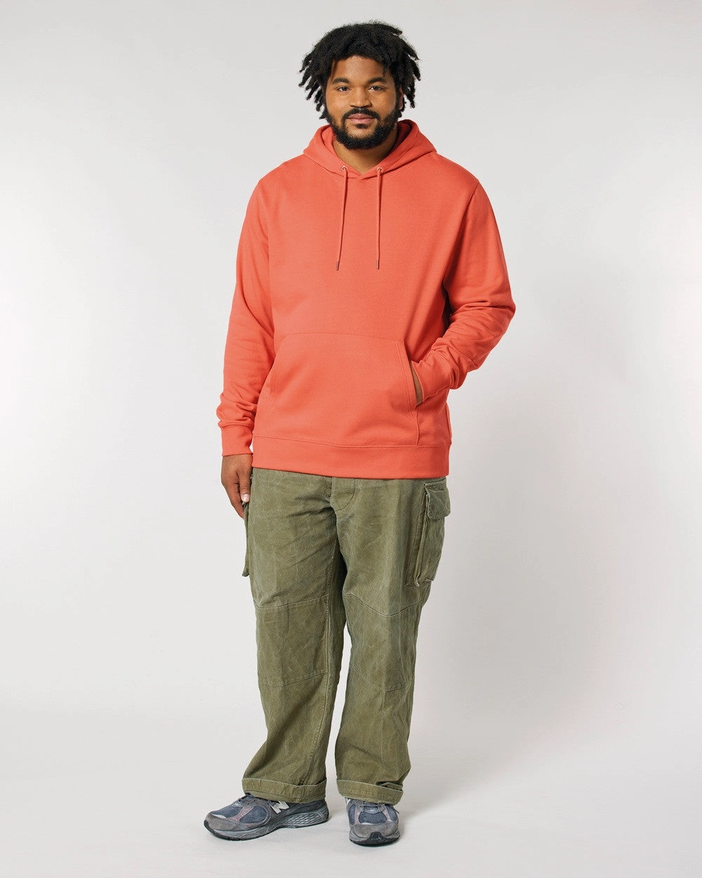 Unisex Cruiser 2.0 Iconic Hoodie Sweatshirt | DESERT DUST Seamless Shoulder Wallaby like