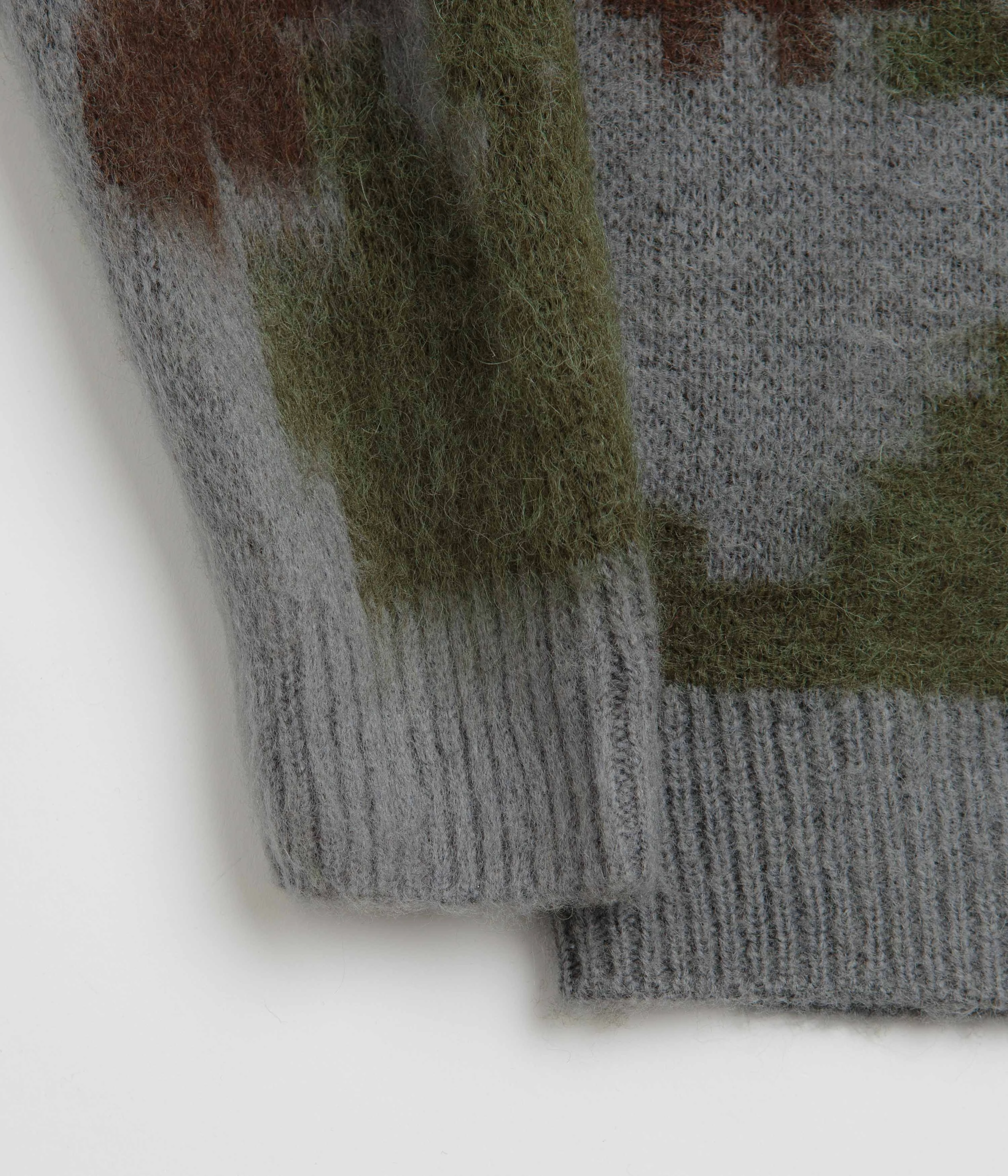 Fashionable Look Outdoor Fashion Gramicci Mohair Crewneck Sweatshirt - Jungle Digi Camo