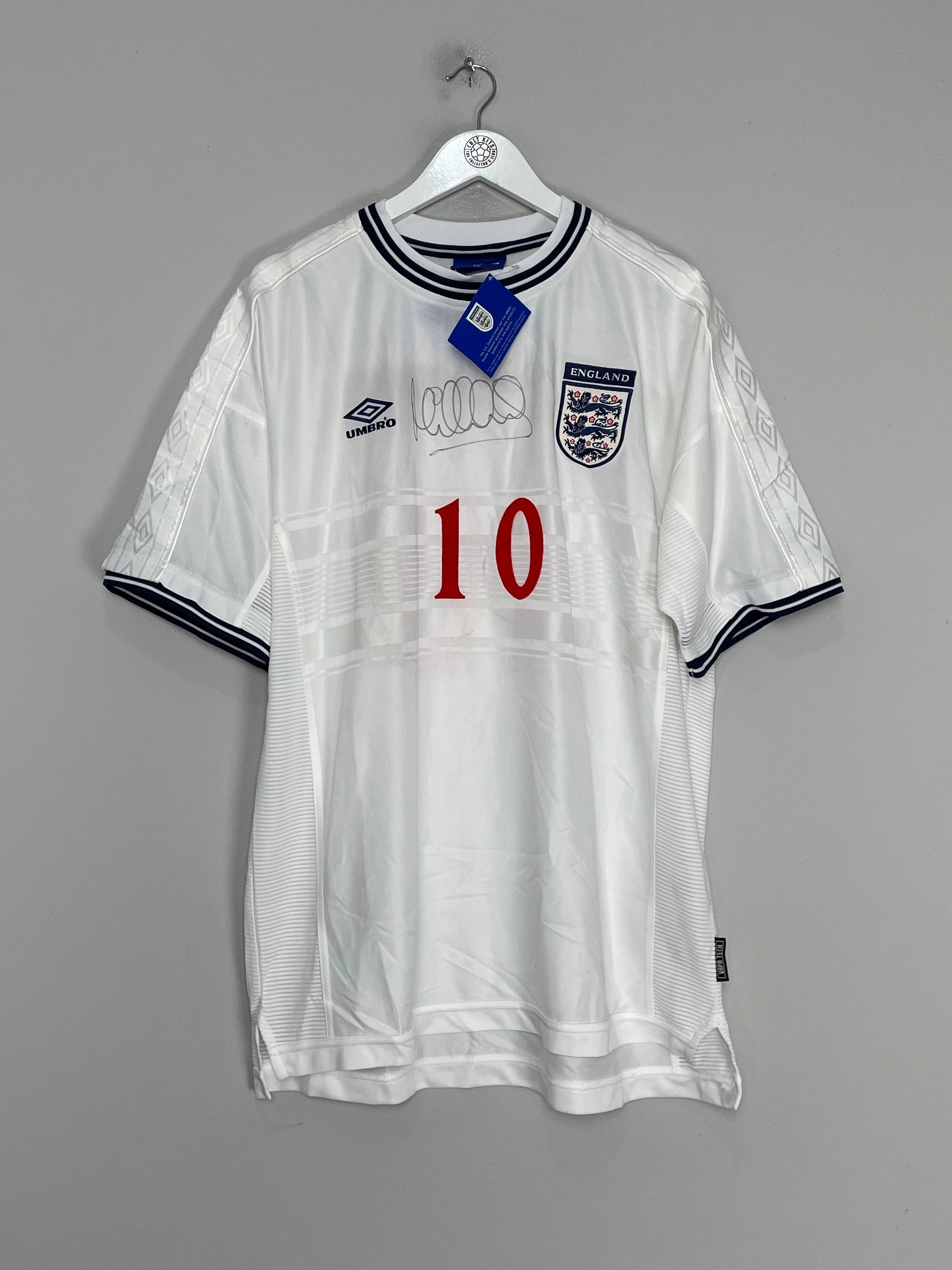 1999/01 ENGLAND OWEN #10 *BNWT* SIGNED HOME SHIRT (XXL) UMBRO Dry Texture