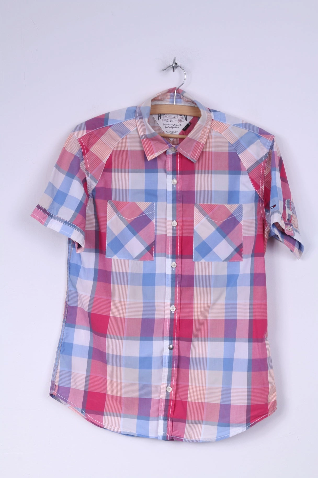 Fashion Forward Statement Piece Hilfiger Denim Mens S Casual Shirt Pink Short Sleeve Check