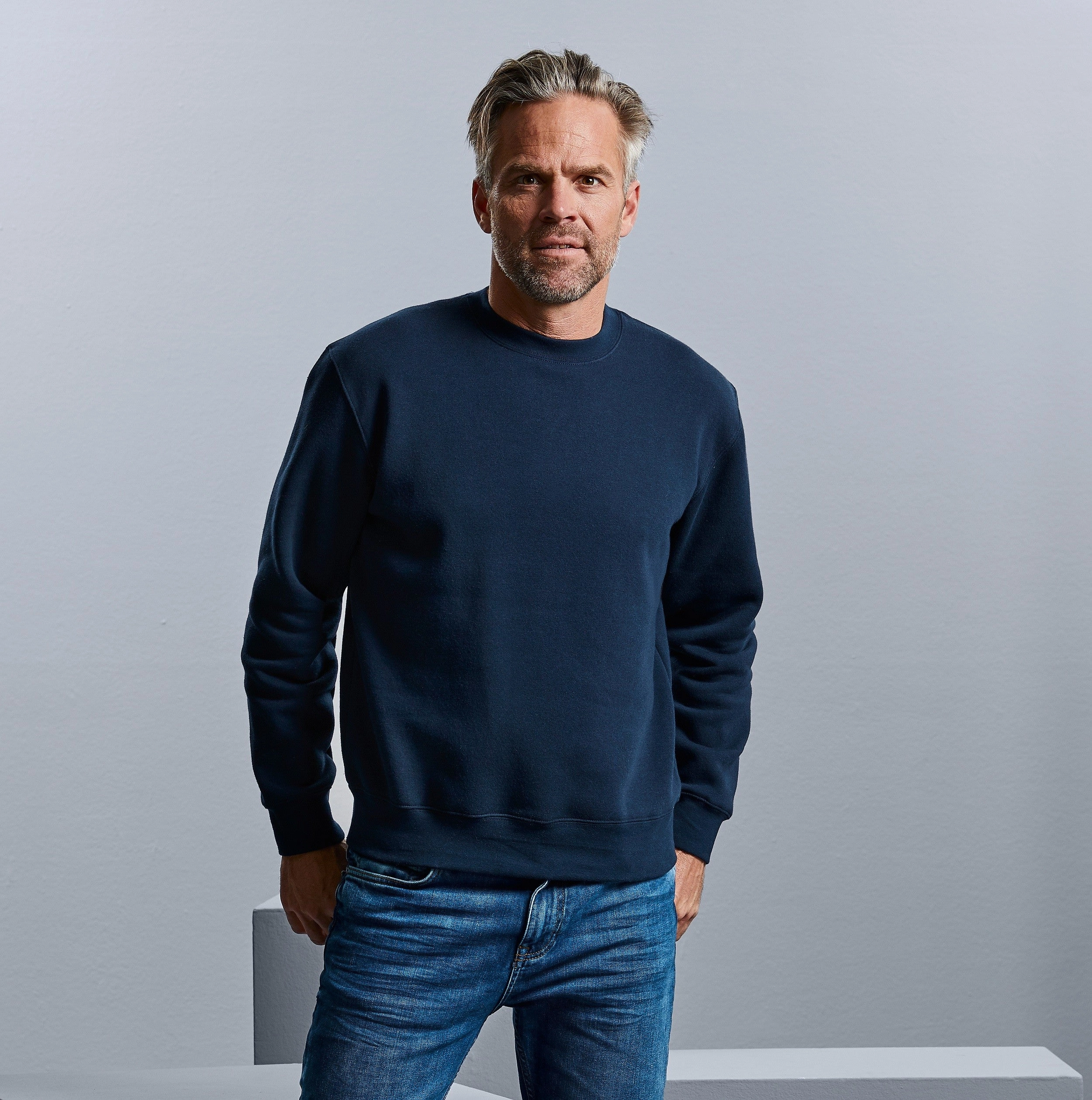 Sweatshirt with set in sleeves | BLACK Core Fit