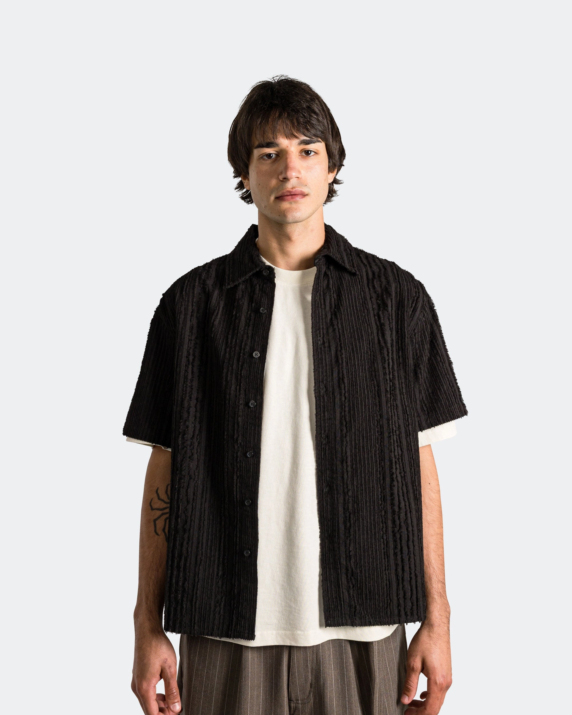 Hold SS Shirt - Black Tux Vintage Style Flexible Mobility