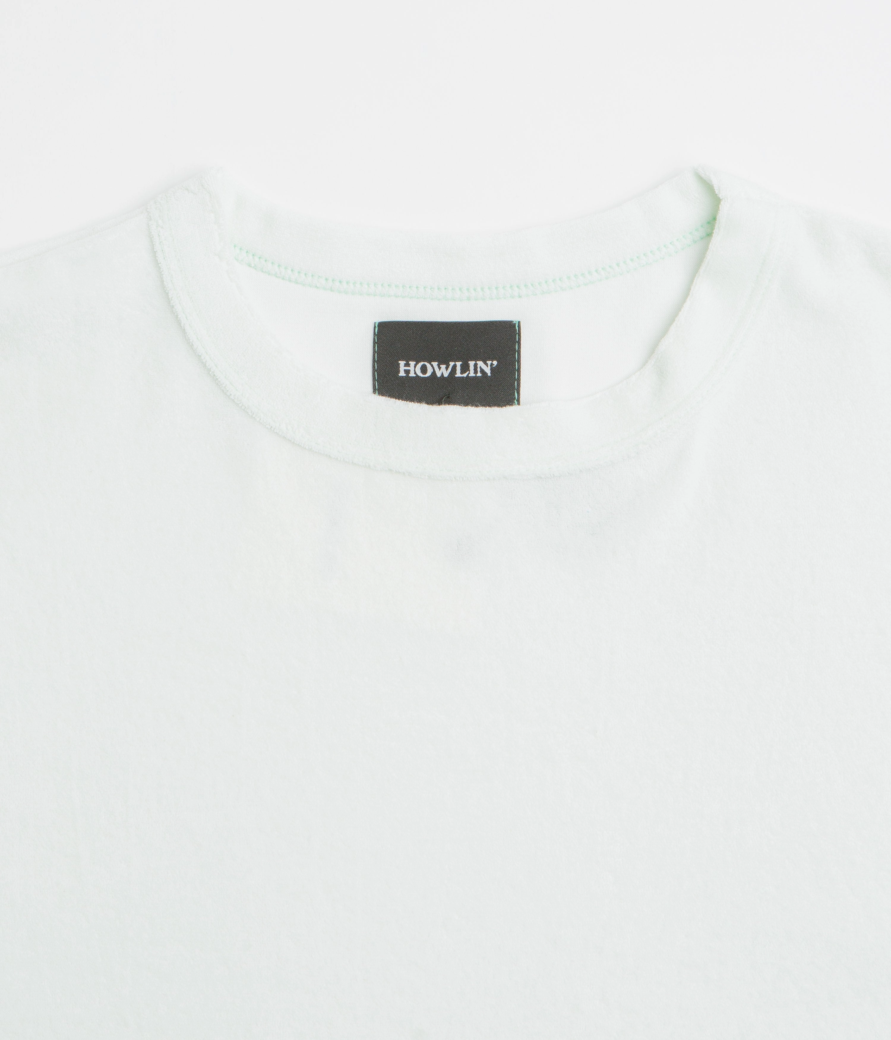 Light and Soft Howlin' Boxy Fons T-Shirt - Atlas