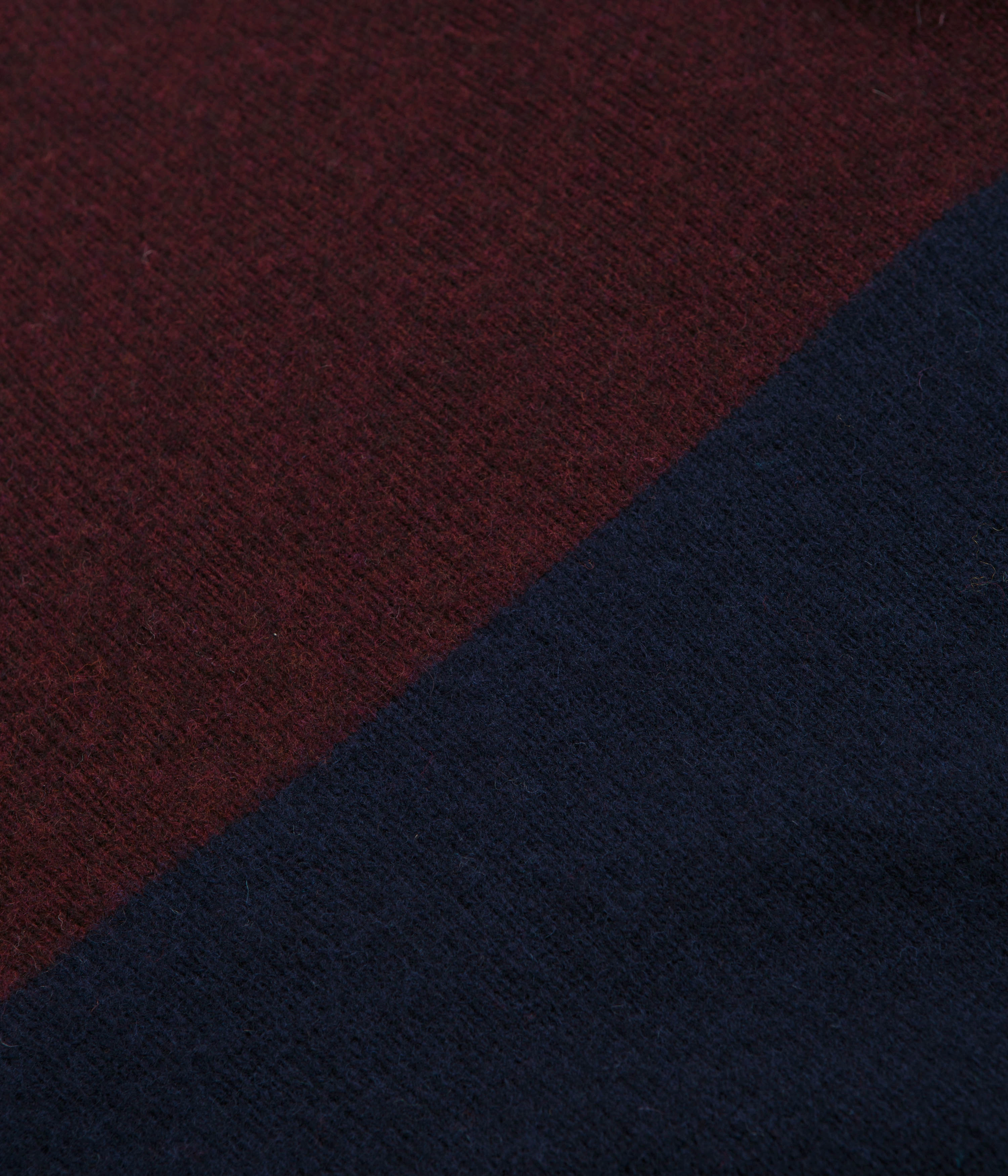 Howlin' Firecracker Sweatshirt - Bordeaux Outdoor Sporty