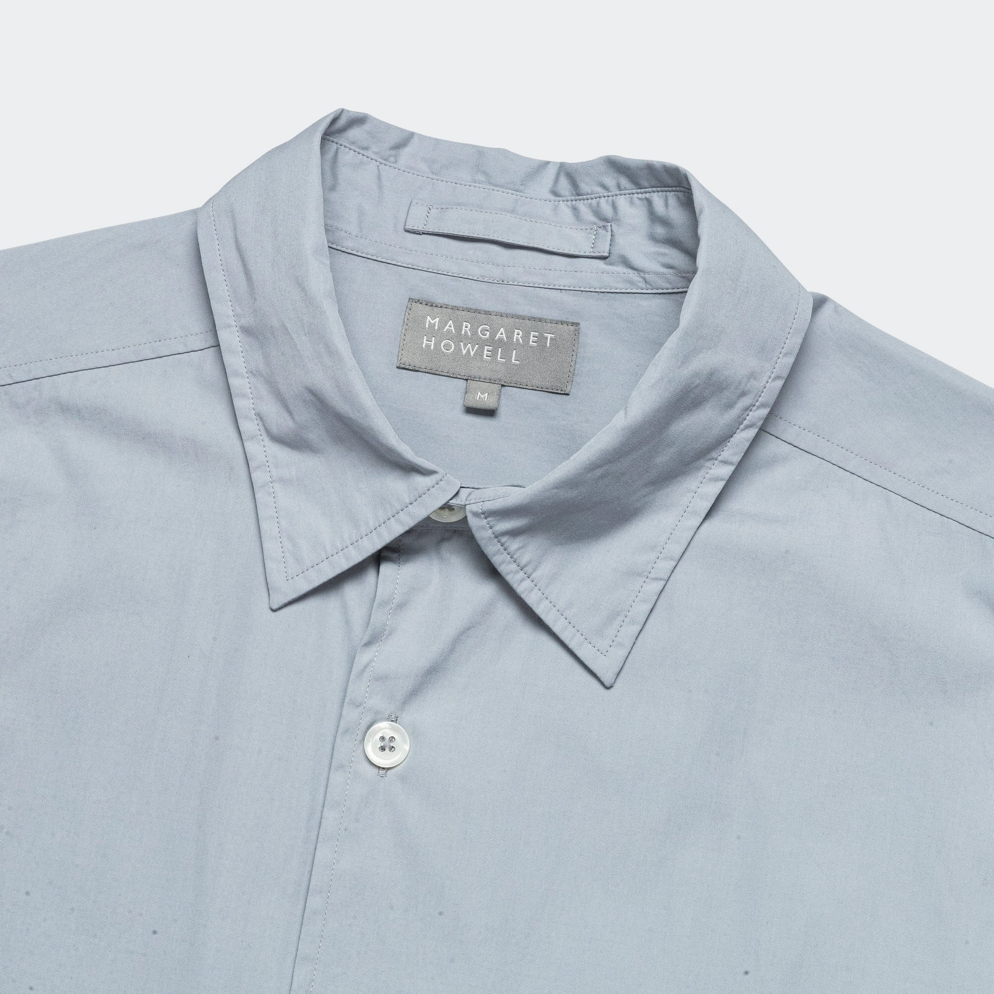 V-neck style Flexible Material SS Flap Pocket Shirt - Compact Cotton Poplin Pewter