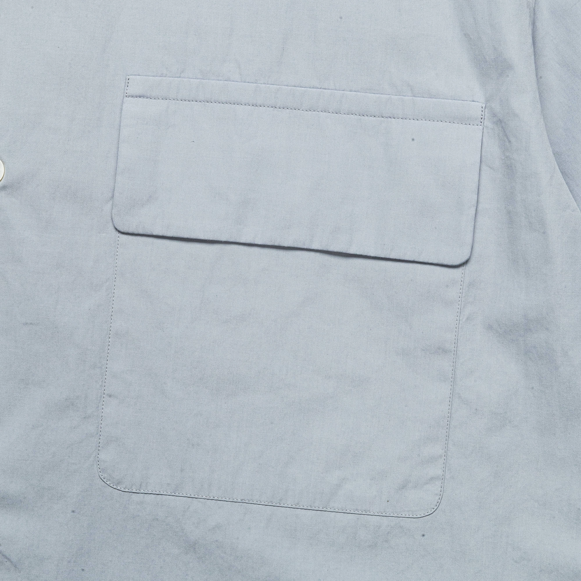 SS Flap Pocket Shirt - Compact Cotton Poplin Pewter Abstract art Subtle design