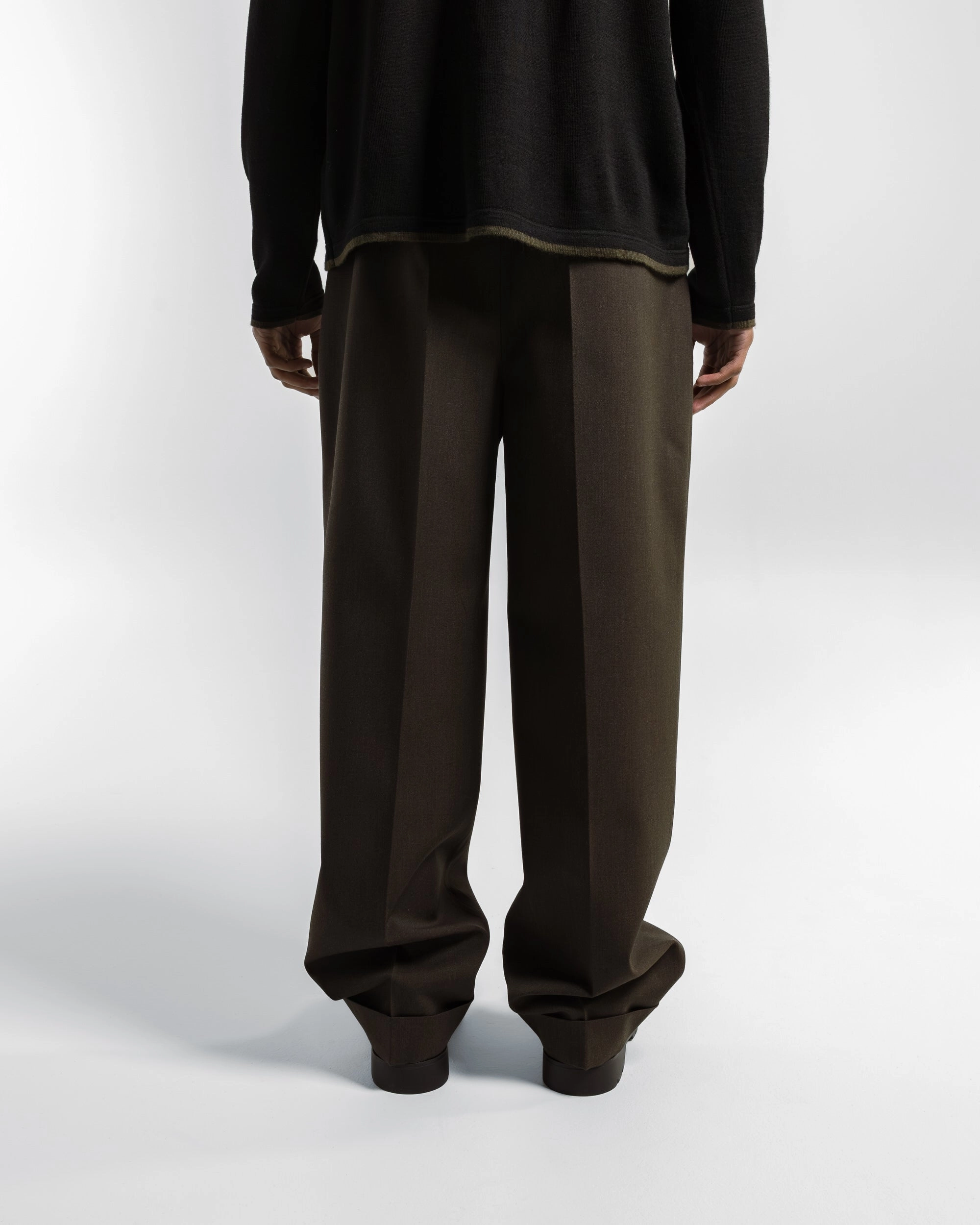 Weekend Ready Stitch Pleat Trousers - Khaki Brown Compact Wool Serge