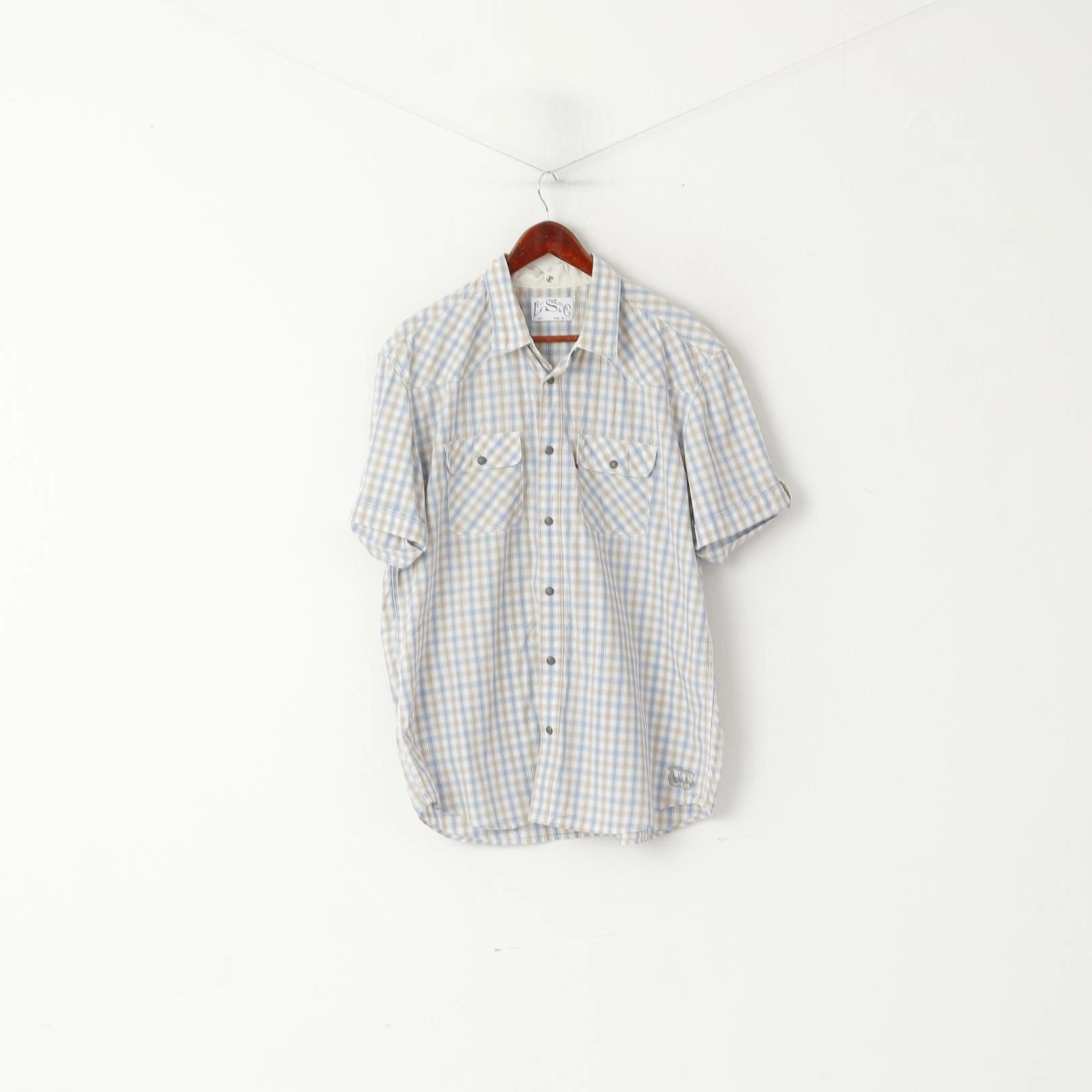 Runway Inspired Winter Comfort Levi's Men XL Casual Shirt Blue Beige Check Cotton Snap Short Sleeve Top
