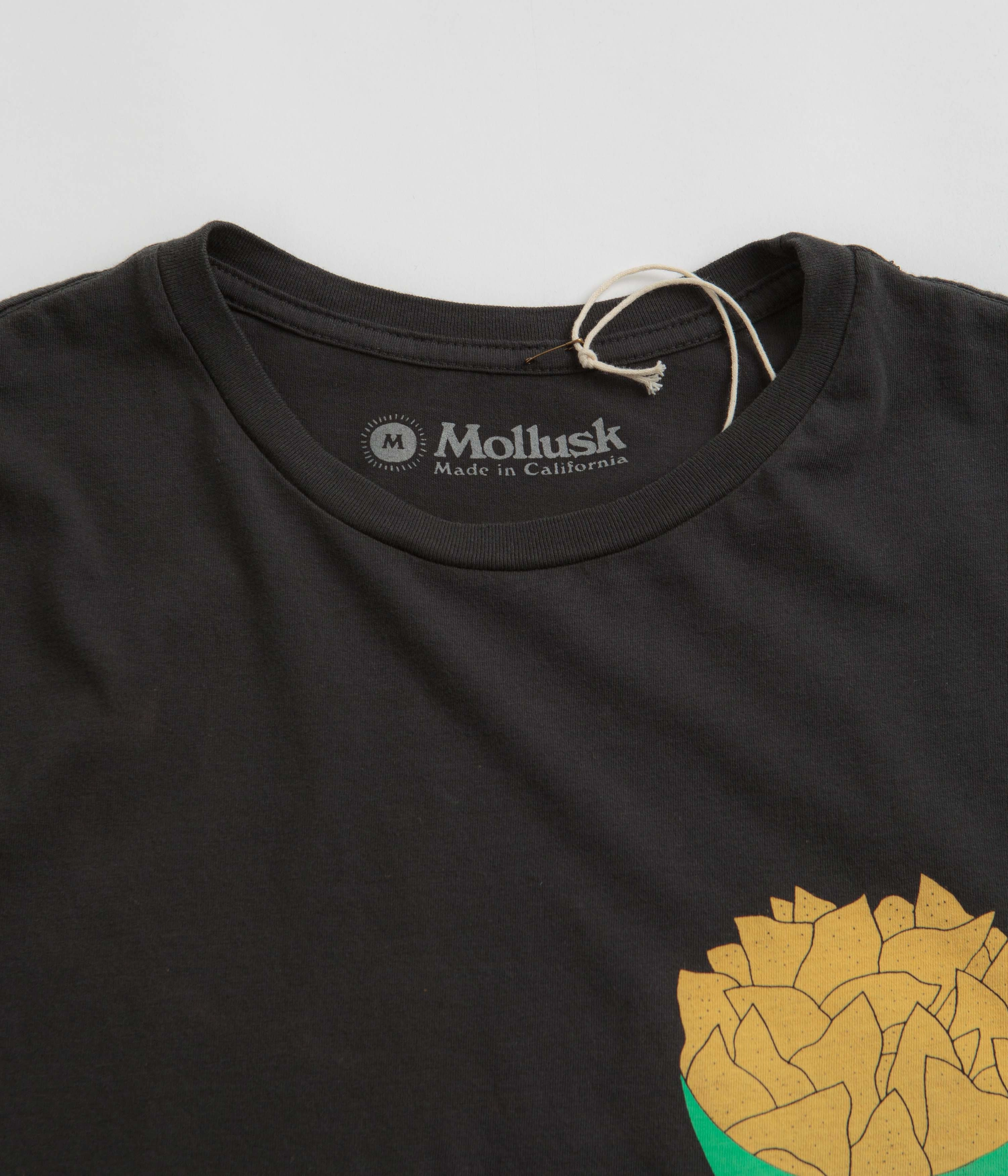 Simple Comfort AdvancedMoistureManagement Mollusk Enchilada T-Shirt - Black