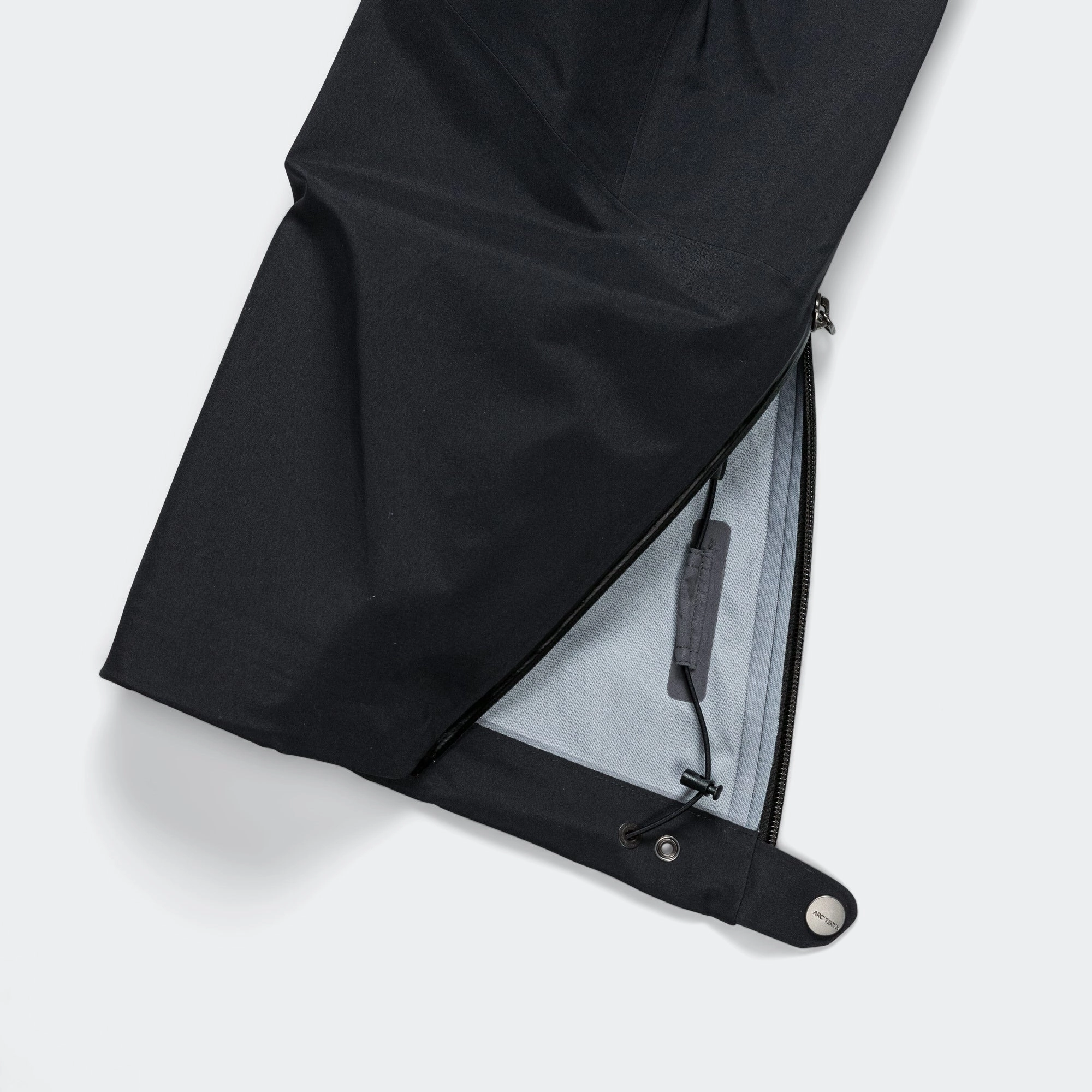 Sustainable Material Blend Beta Pant - Black