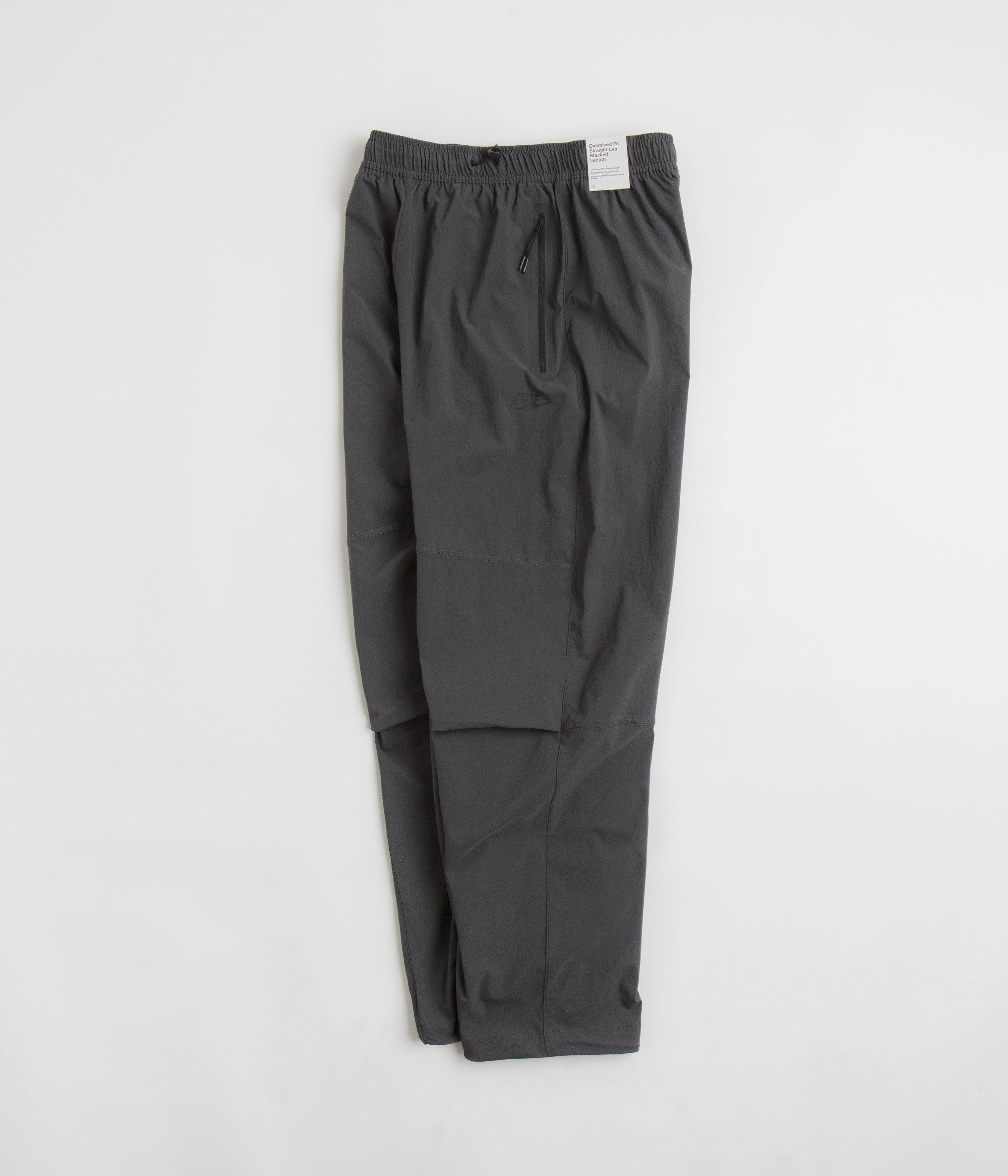 Hidden pockets Seasonal Basic Nike Tech Woven Pants - Anthracite